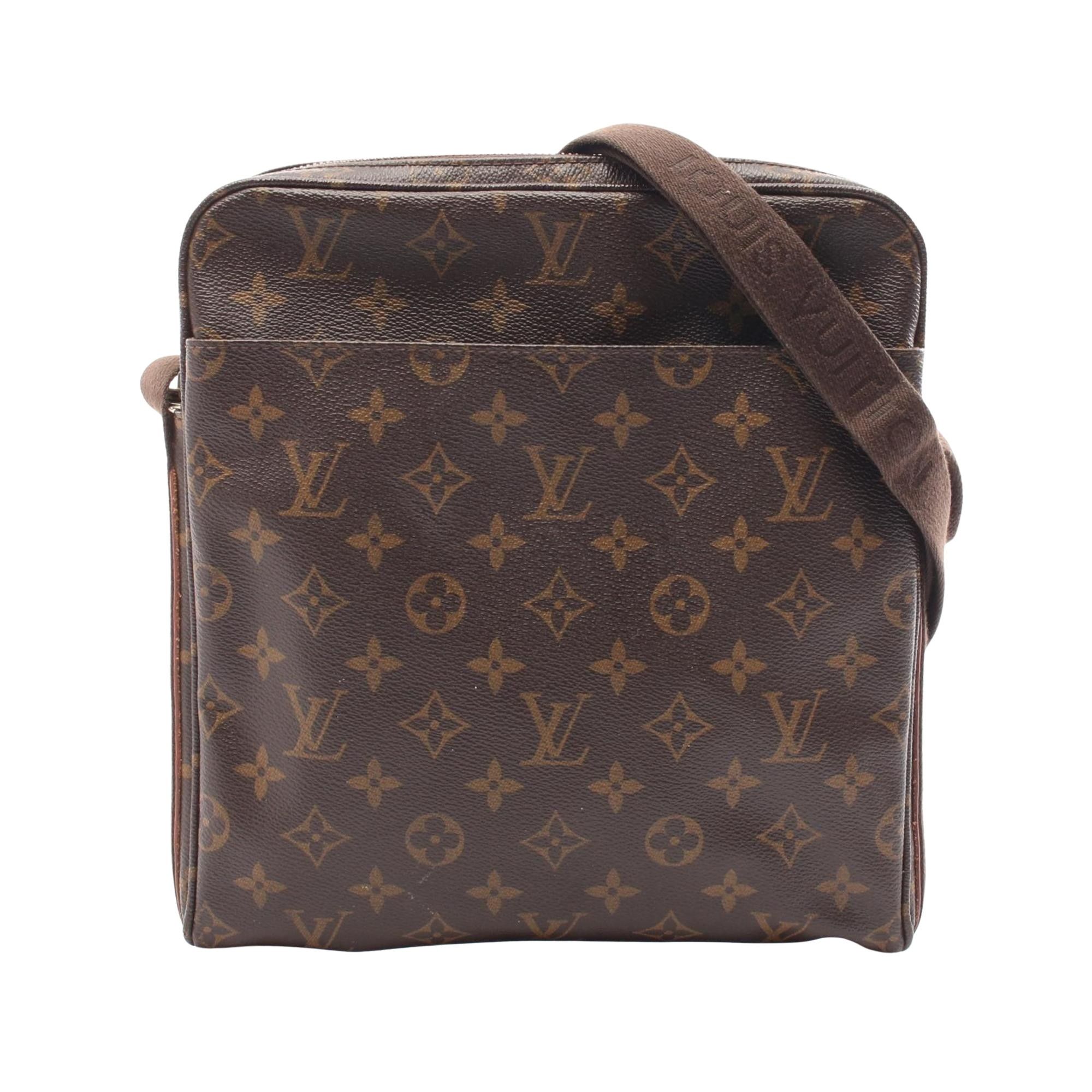 Louis Vuitton Louis Vuitton Beaubourg shoulder Size ONE SIZE - 1 Thumbnail
