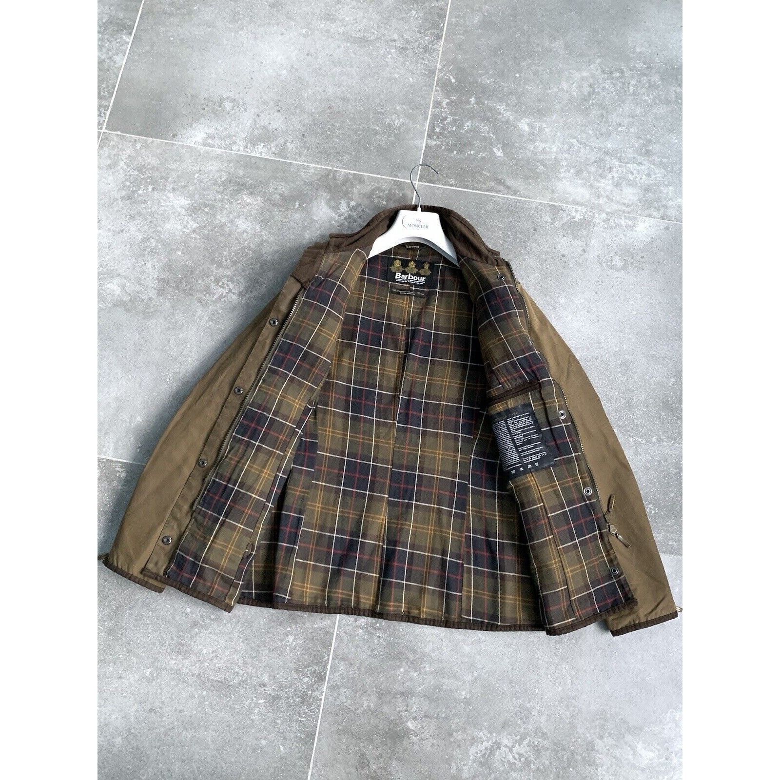 Barbour Women's BARBOUR UTILITY WAX Jacket Coat UK 12 US 8 EU 40 M Size M / US 6-8 / IT 42-44 - 17 Thumbnail