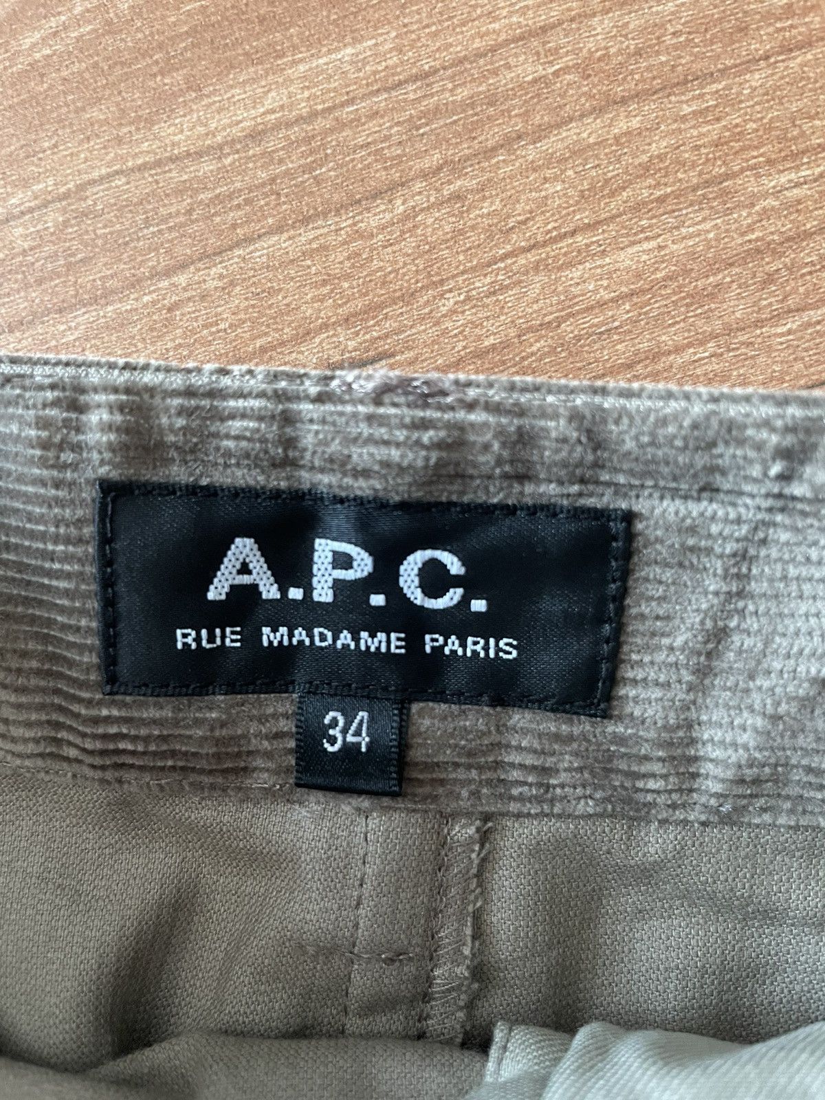 A.P.C. A.P.C corduroy brown skirt Size 27" / US 4 / IT 40 - 3 Thumbnail