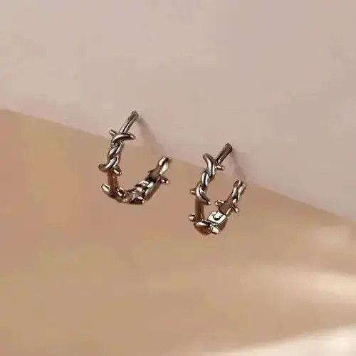 Jewelry Masaki x Meifa Gothic Silver Thorns Hoops Earring (1 pair) Size ONE SIZE - 8 Thumbnail