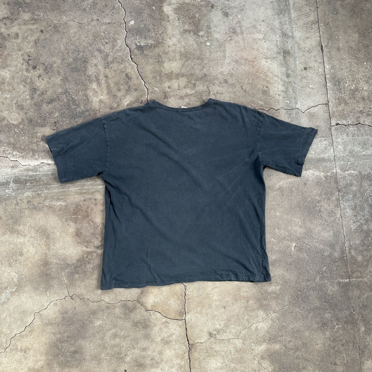 Band Tees × Vintage Sailor Moon Gray Faded T-shirt Size US XXL / EU 58 / 5 - 4 Thumbnail