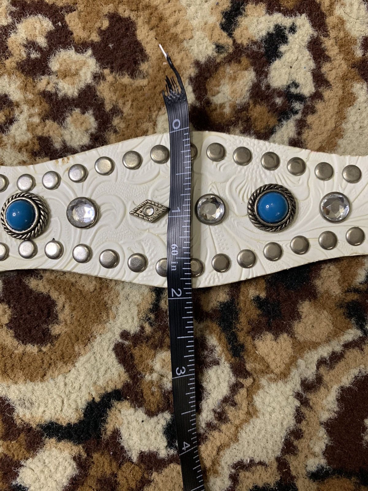Vintage STUDDED BELT Size 30 - 4 Thumbnail