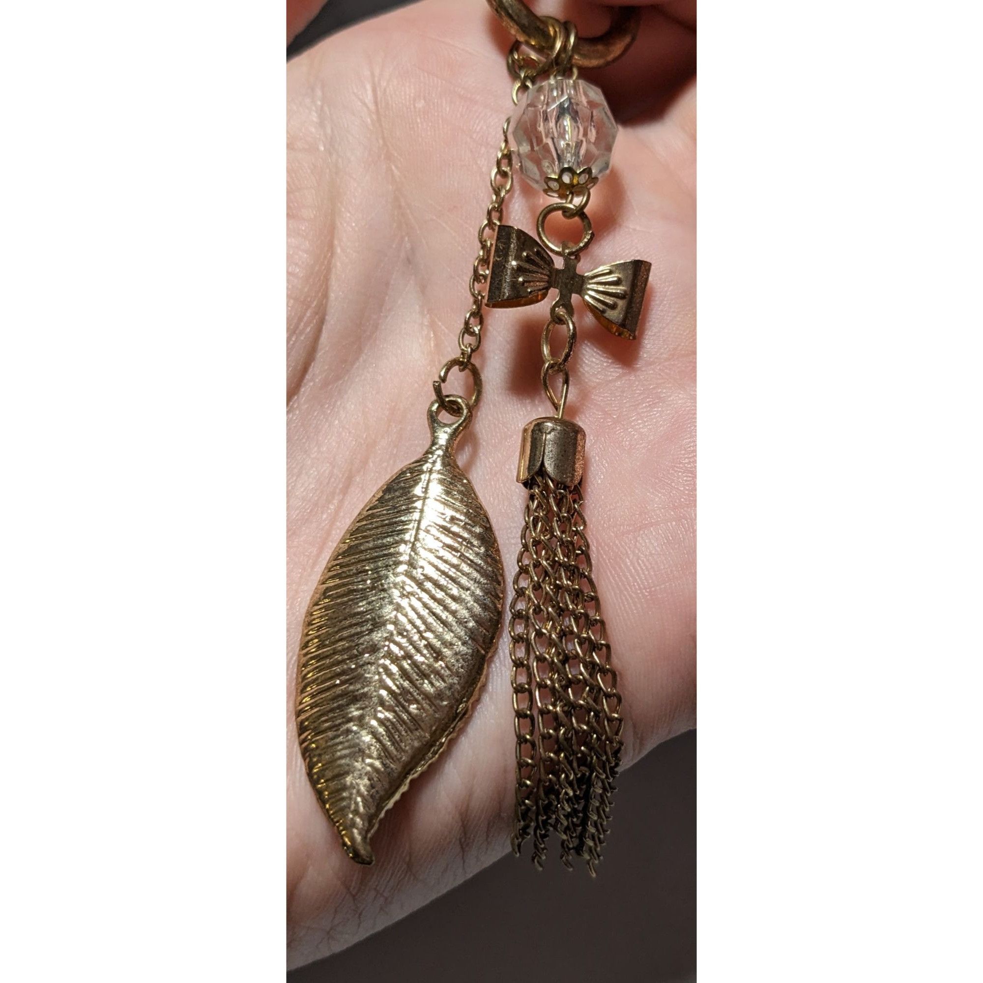 Other Gold Coquette Bow And Leaf Tassel Necklace Size ONE SIZE - 8 Thumbnail