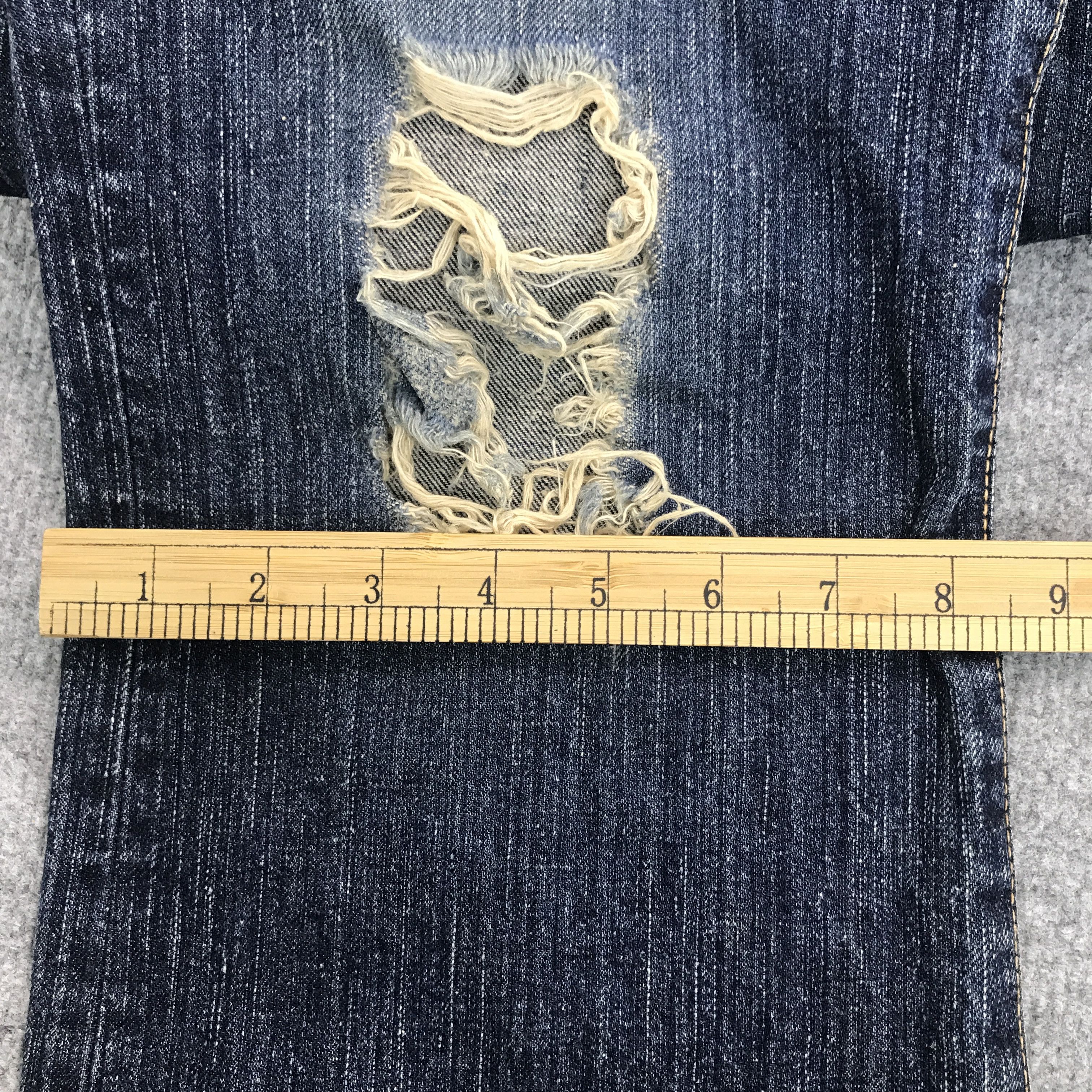 Edwin × Japanese Brand Flared Edwin distressed denim bootcut denim pants Size US 34 / EU 50 - 10 Thumbnail