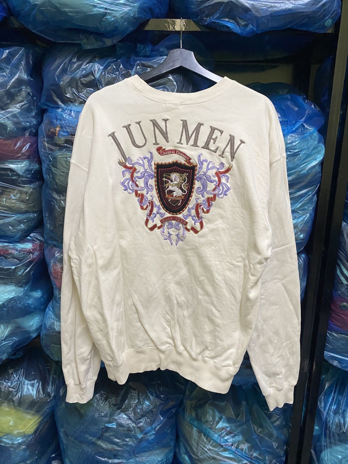 VINTAGE JUN MEN EMBROIDERED BIG LOGO SWEATSHIRT