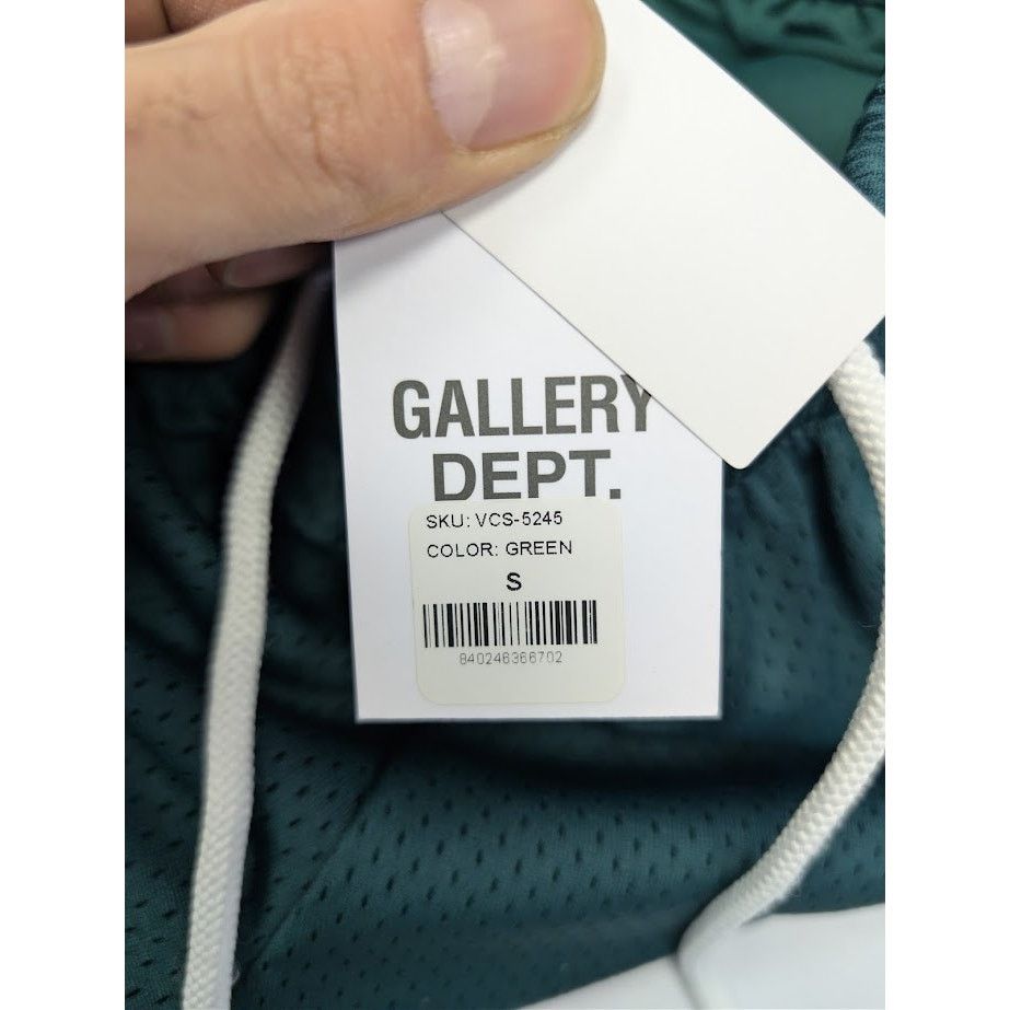 Gallery Dept. o1rshd1 Shorts in Green Size US 30 / EU 46 - 18 Thumbnail