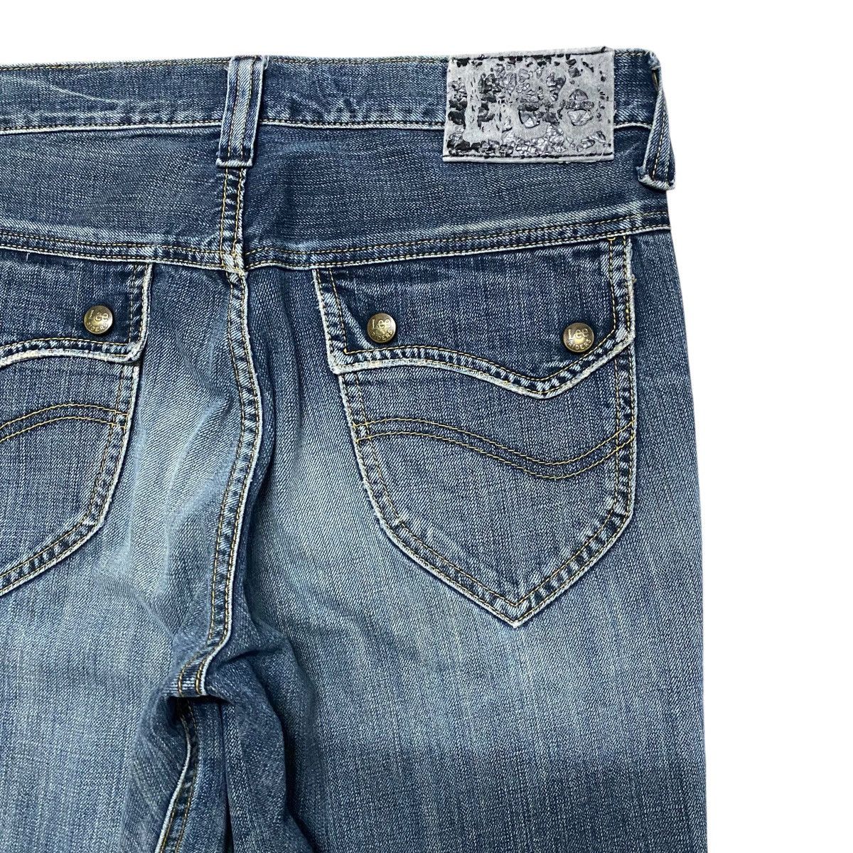 Japanese Brand Vintage Lee Riders Spiral Cut Denim Flare Jeans Size US 32 / EU 48 - 12 Thumbnail