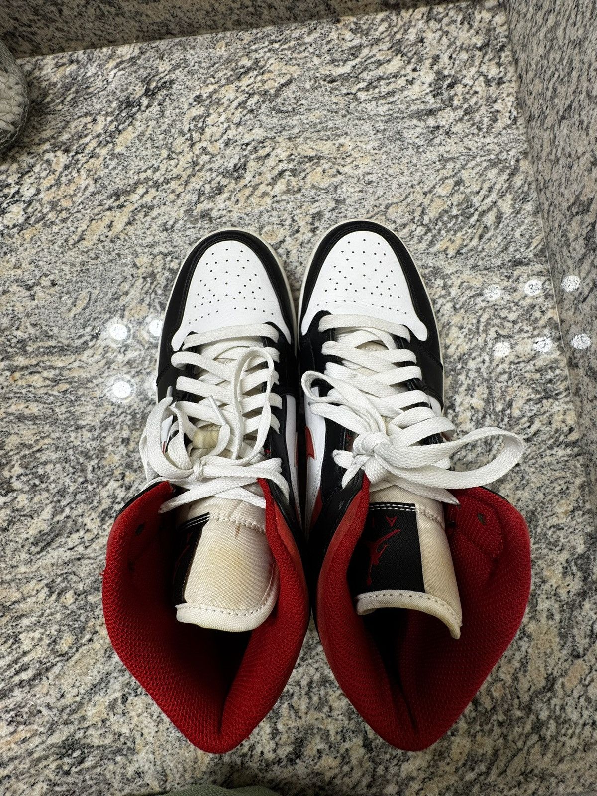 Jordan Brand Jordan 1 mid black gym red Size US 8.5 / EU 41-42 - 3 Thumbnail