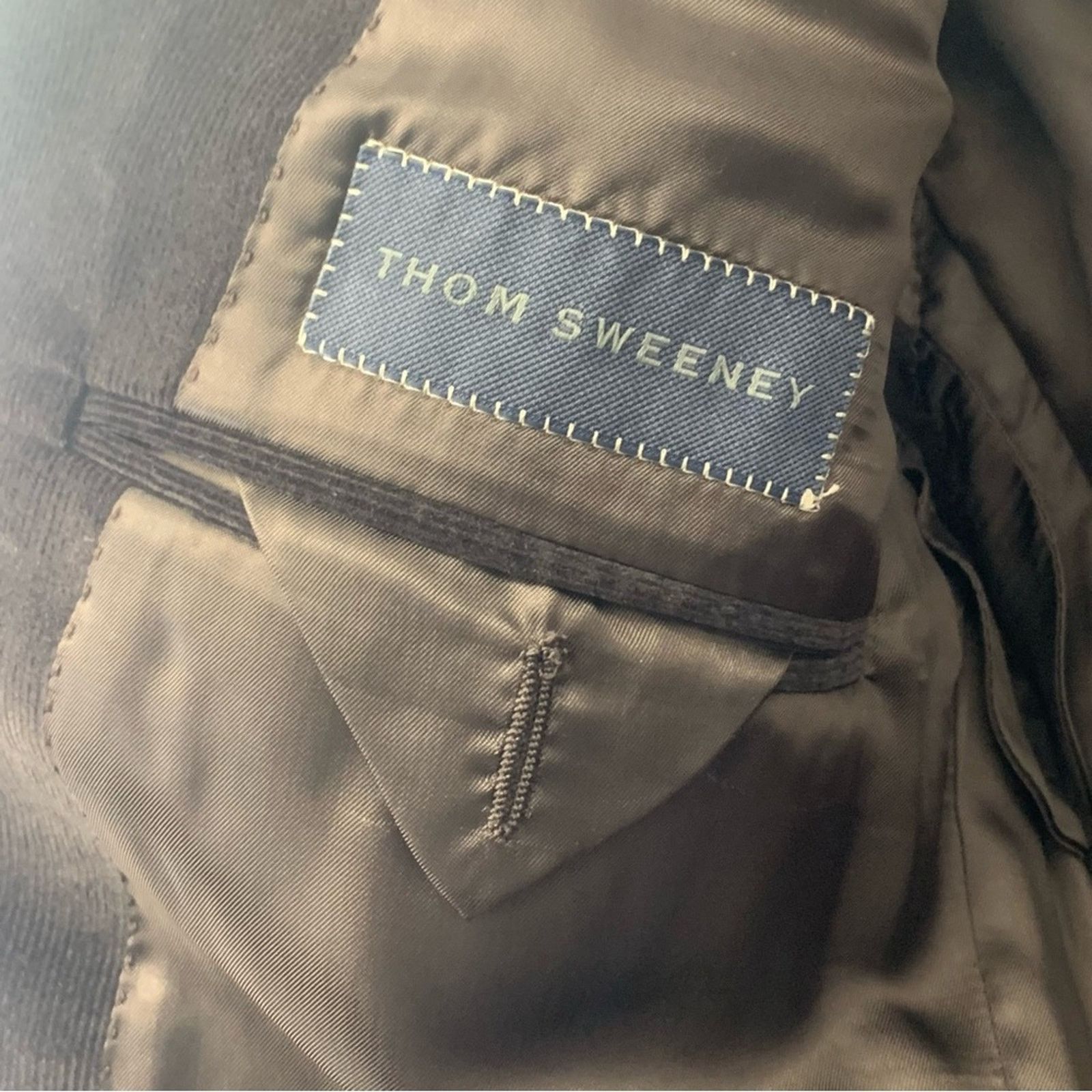 Thom Sweeney Thom Sweeney Wool Corduroy Deep Brown Suit Jacket size 50/ M Size 50R - 8 Thumbnail