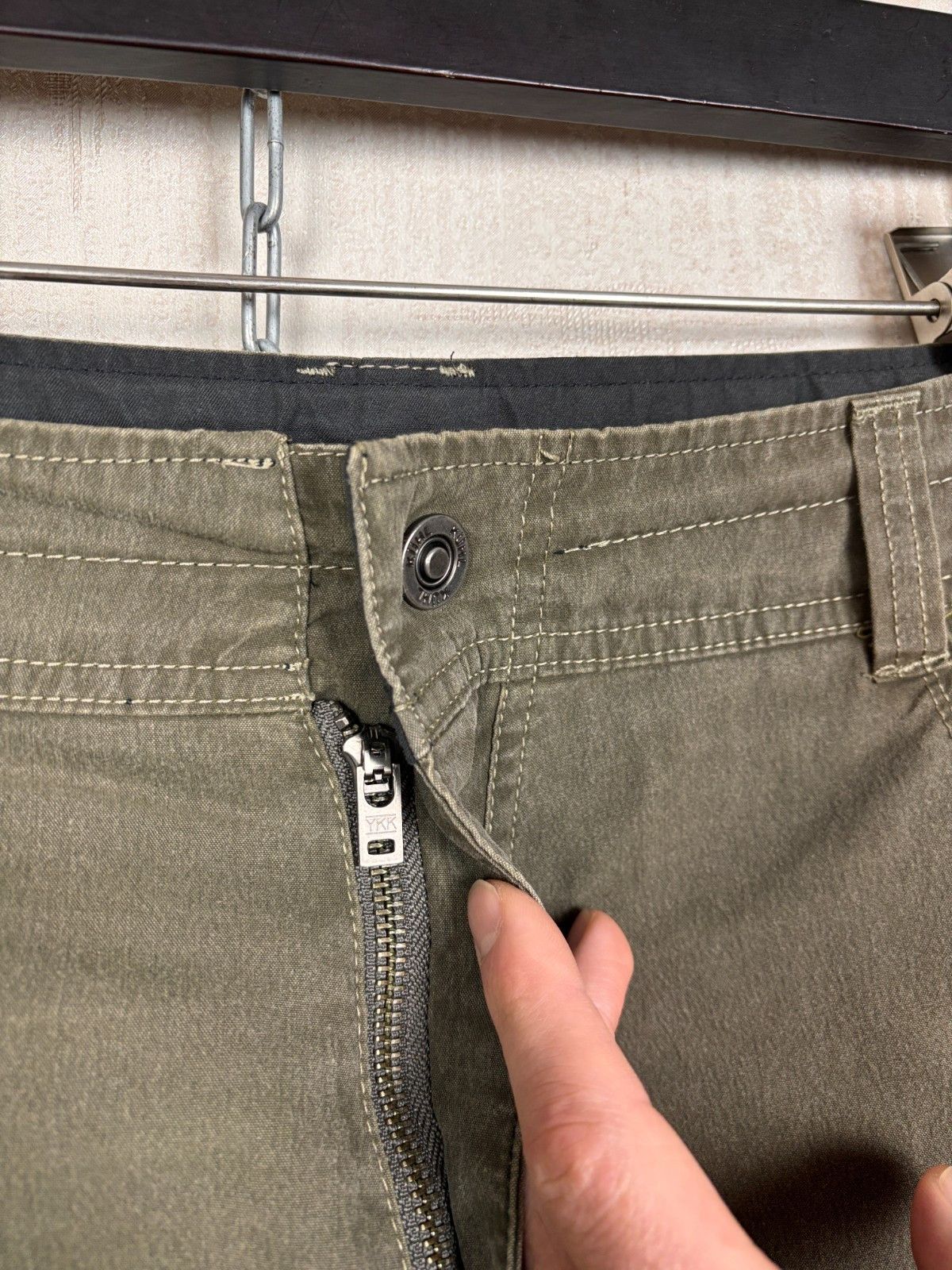 Kuhl Kuhl Vintage Patina Dye Hiking Outdoor Shorts Men's Size 38 Size US 38 / EU 54 - 7 Thumbnail