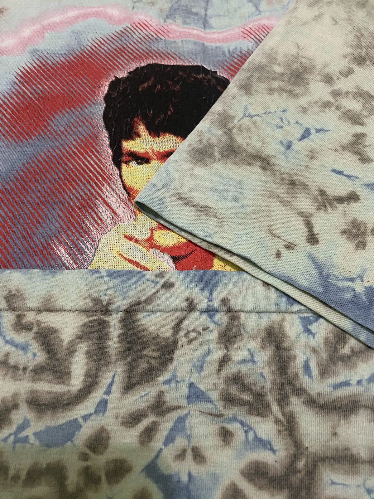 Vintage Vintage Bruce Lee Tie Dye Tee Size US S / EU 44-46 / 1 - 9 Thumbnail