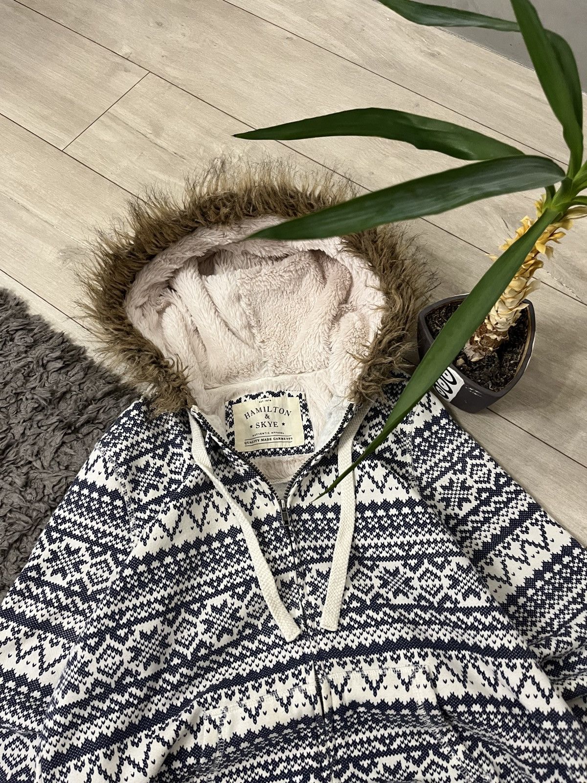 Other 🔥CRAZY LGB If Six Was Nine Style Faux Fur Zip Hoodie Jacket Size US M / EU 48-50 / 2 - 5 Thumbnail