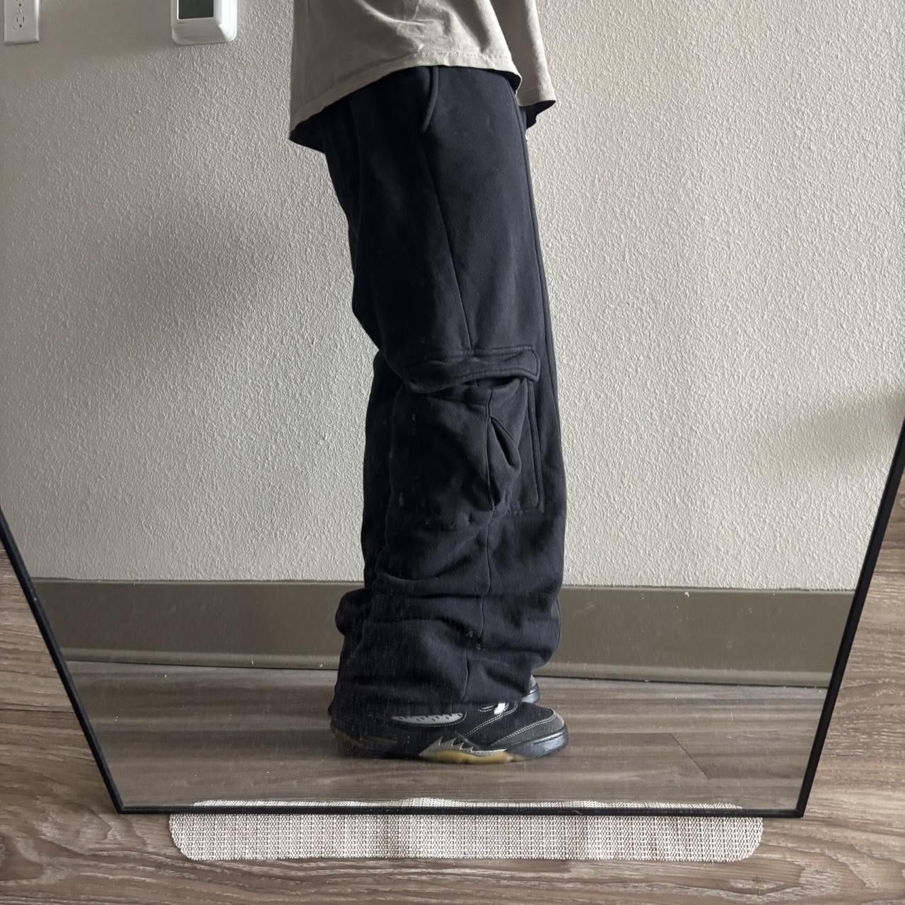 Vintage Crazy Vintage Y2K/2000s Baggy Black Streetwear Essential Cargo Sweatpants! Fits M Size US 30 / EU 46 - 1 Thumbnail