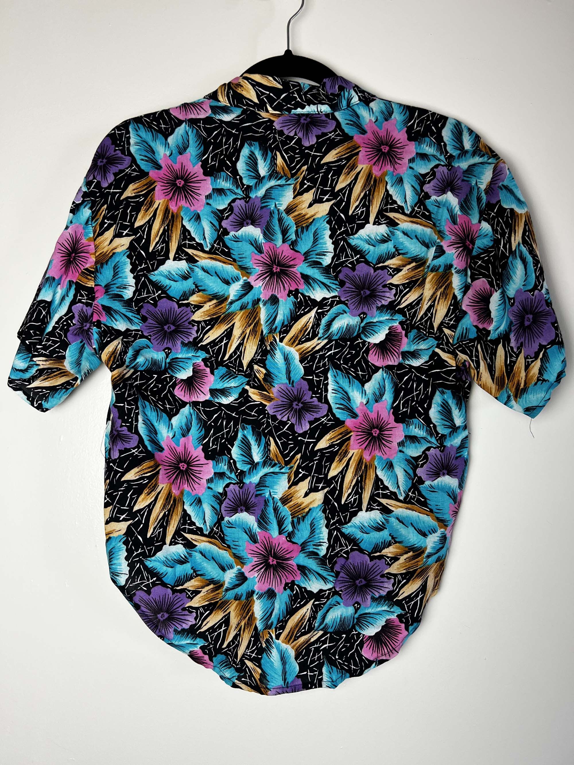 Vintage Vintage 1980's-1990's C.H. Sport Floral Aloha Luau Blouse Size S / US 4 / IT 40 - 8 Thumbnail