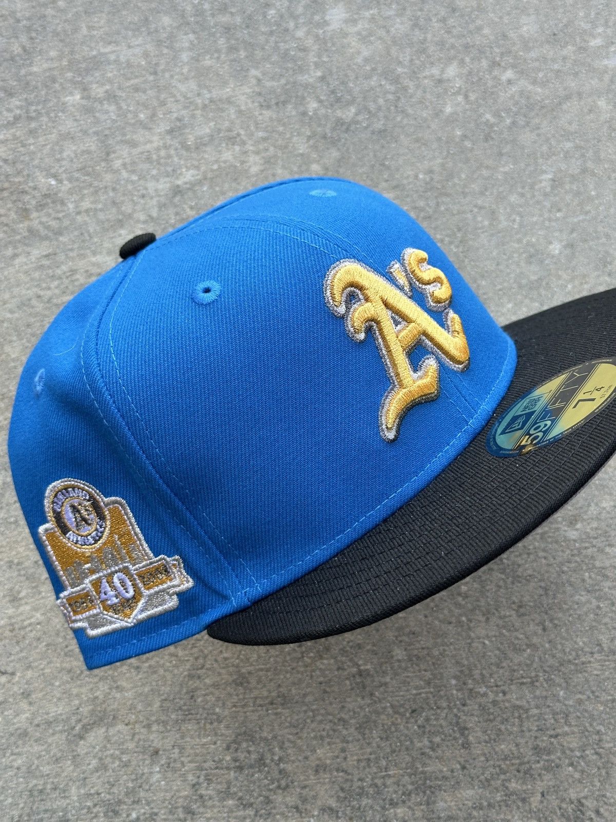 MLB × New Era Oakland Athletics Two Tone Fitted Hat 7 1/4 95 North Size ONE SIZE - 1 Thumbnail