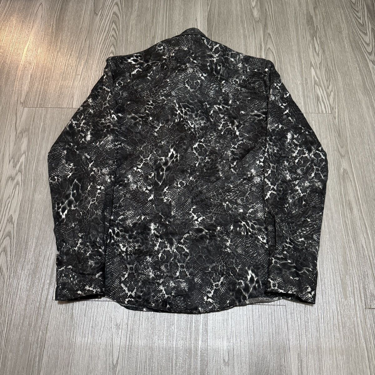 Tornado Mart Tornado Mart Snake Skin Buttons Up Size M / US 6-8 / IT 42-44 - 6 Thumbnail