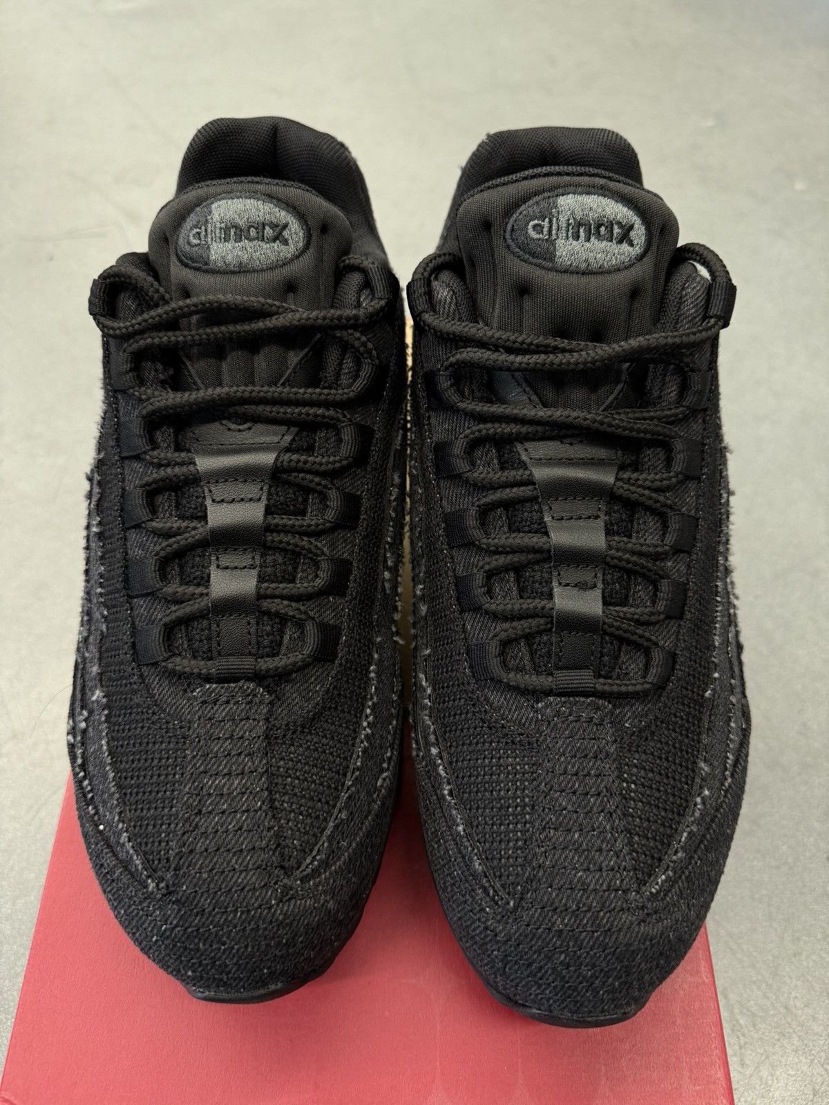 Levi's × Nike 2025 Nike Air Max 95 OG Levis Black Size US 8 / EU 41 - 9 Thumbnail
