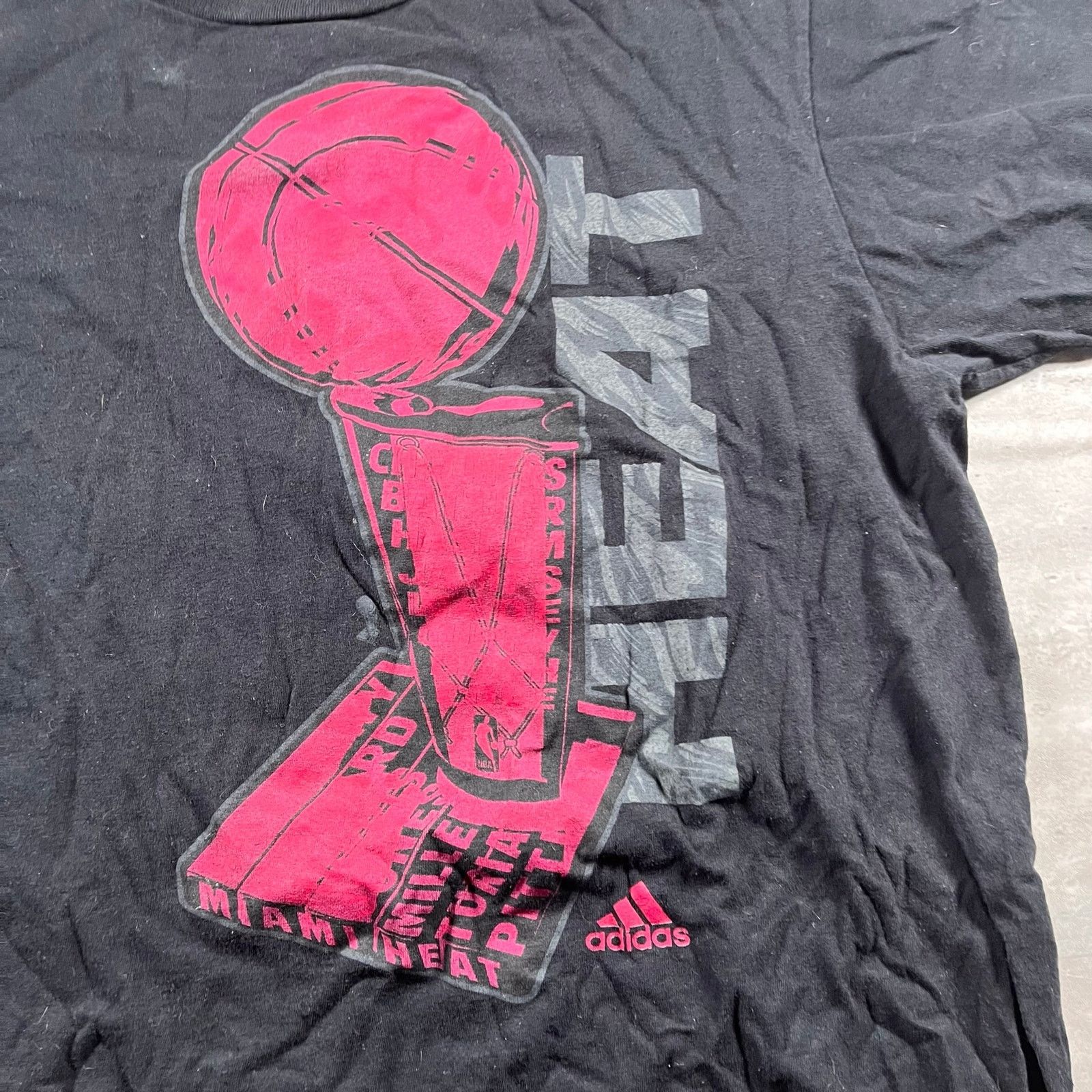 NBA Y2K Miami Heat T-shirt Size US L / EU 52-54 / 3 - 2 Thumbnail