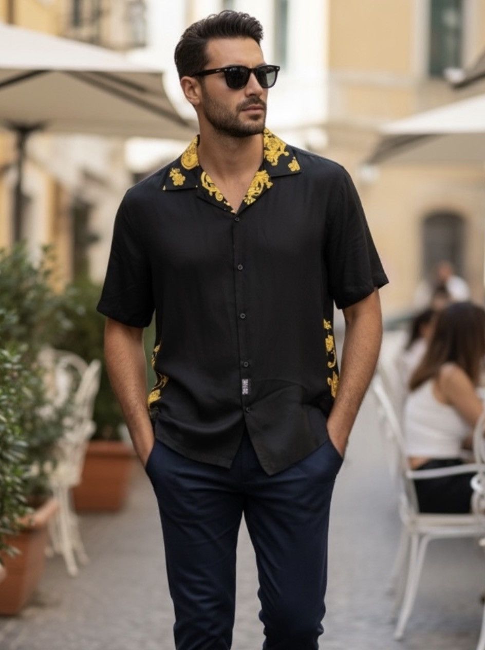 Versace NWT $370 VERSACE JEANS COUTURE Shirts In Black Size US XS / EU 42 / 0 - 1 Thumbnail