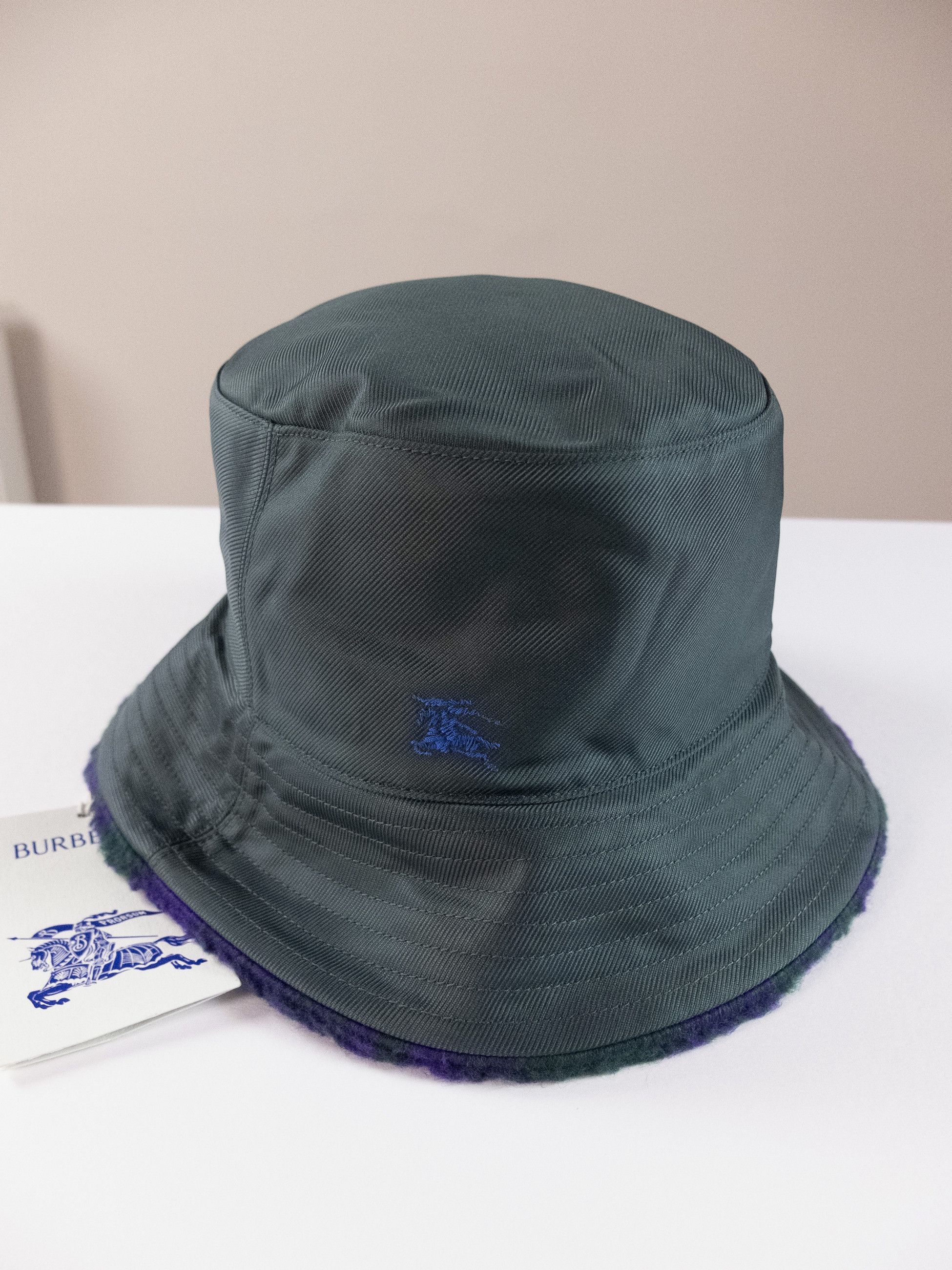 Burberry BURBERRY green purple nylon rose reversible bucket hat Size ONE SIZE - 3 Thumbnail
