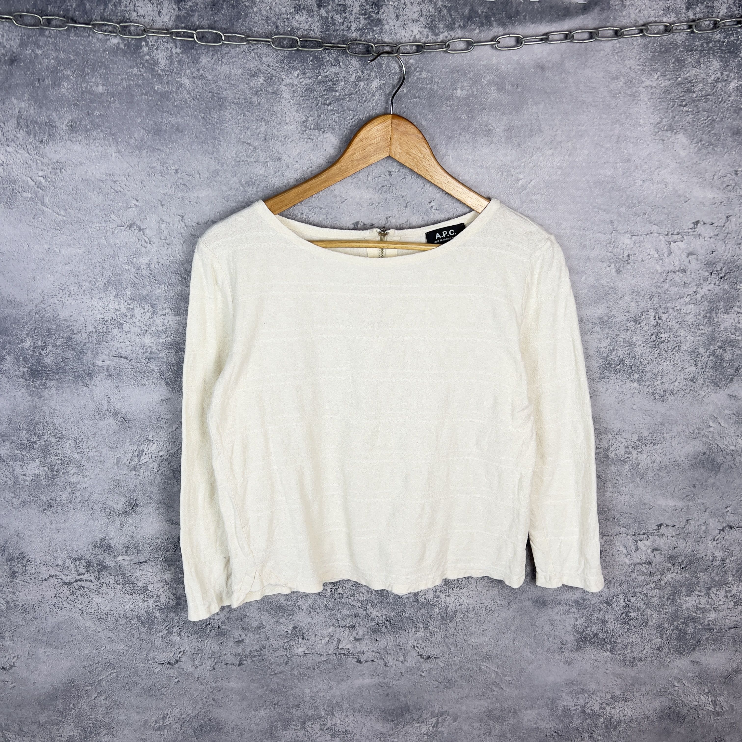 A.P.C. A.P.C. Sweatshirt Women's Size M Beige Long Sleeve Size M / US 6-8 / IT 42-44 - 1 Thumbnail