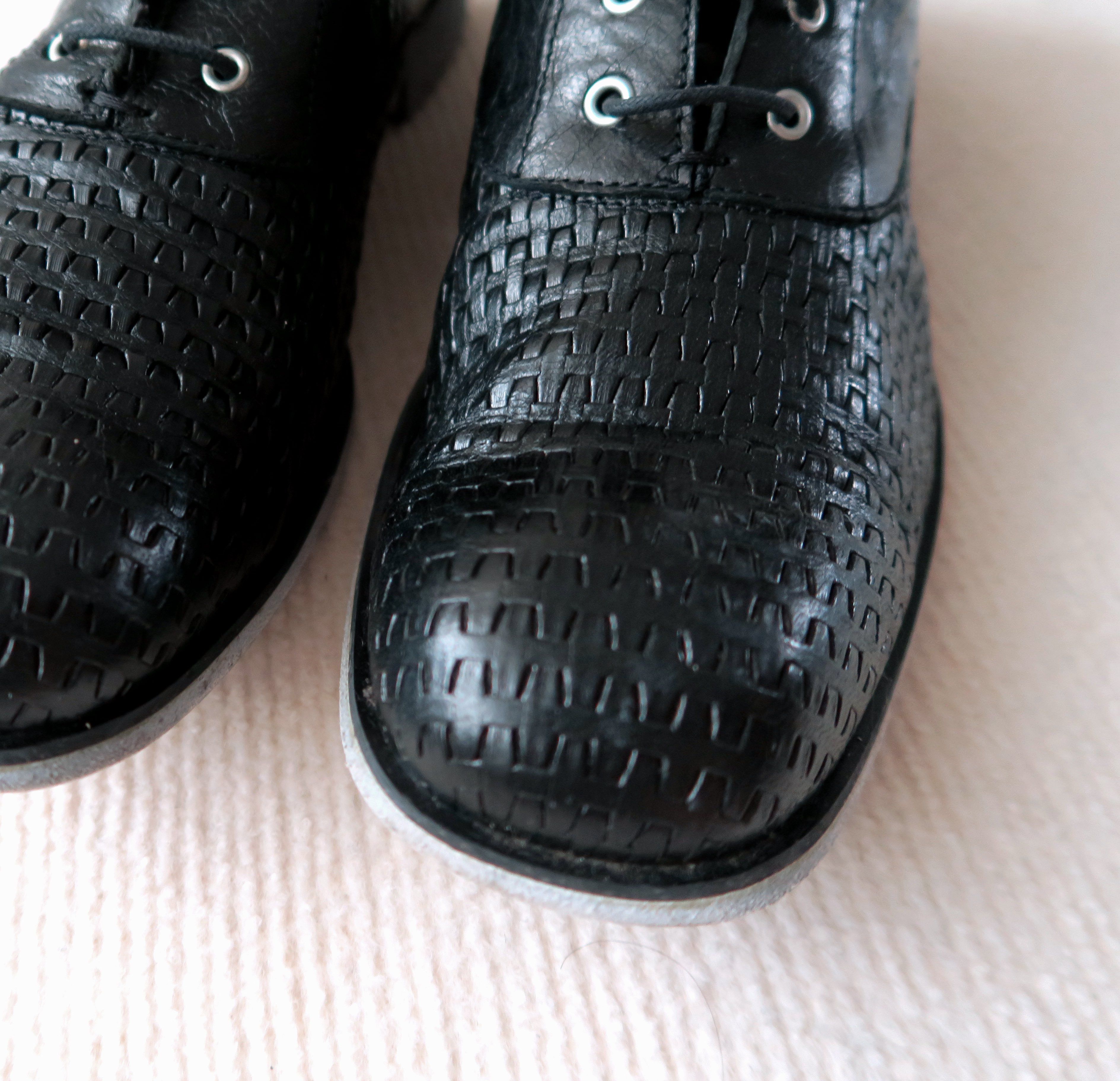 Other Collection Privee Italy Cross-Stitch Distressed Shoes Size US 11 / EU 44 - 3 Thumbnail