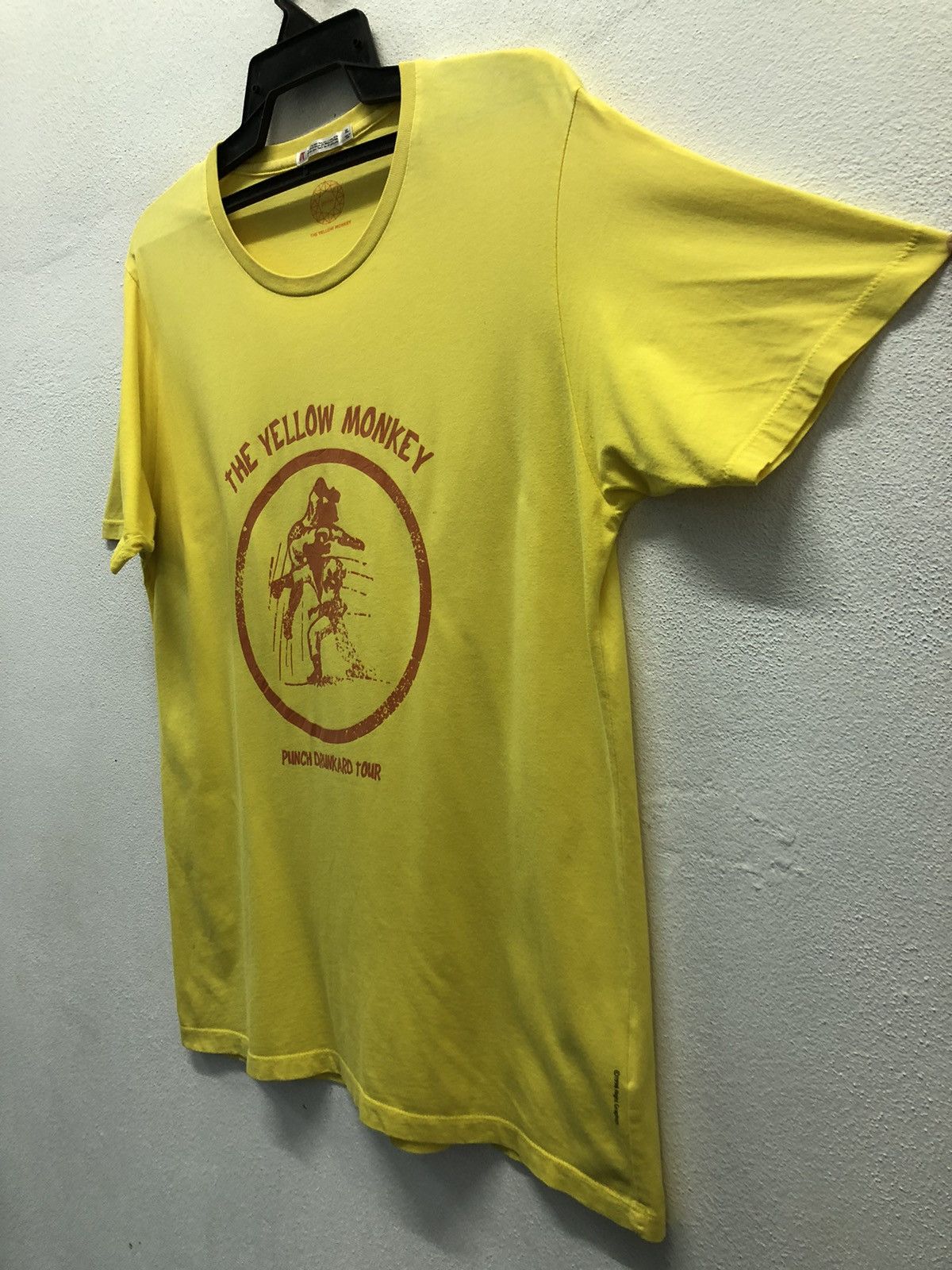 Band Tees Vintage Uniqlo 20th The Yellow Monkey Punch Drunk Tour Shirt Size US XL / EU 56 / 4 - 6 Thumbnail