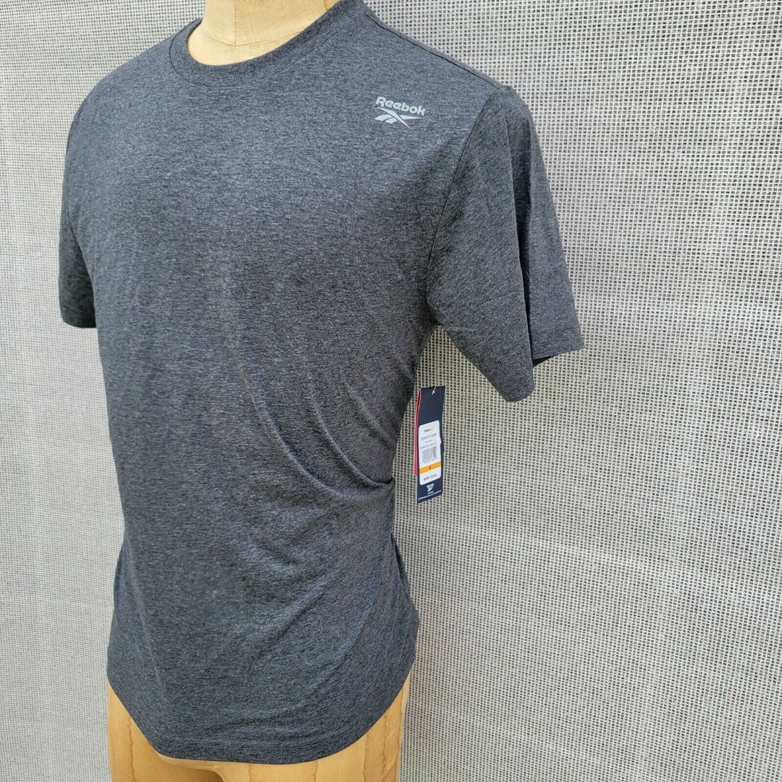 Reebok Men's Reebok Athletic Tshirt. Medium Size US M / EU 48-50 / 2 - 3 Thumbnail