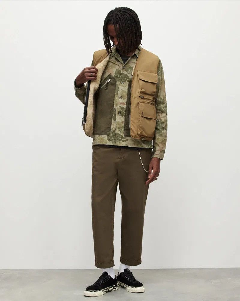 Allsaints !DS! SS23 Allsaints Vibo Reversible Technical Beige Vest Size US M / EU 48-50 / 2 - 2 Thumbnail