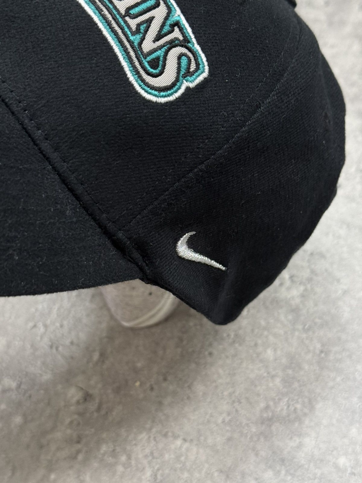 Nike Vintage Nike x NFL Marlins Cap Streetwear Sport Style 00s Size ONE SIZE - 3 Thumbnail