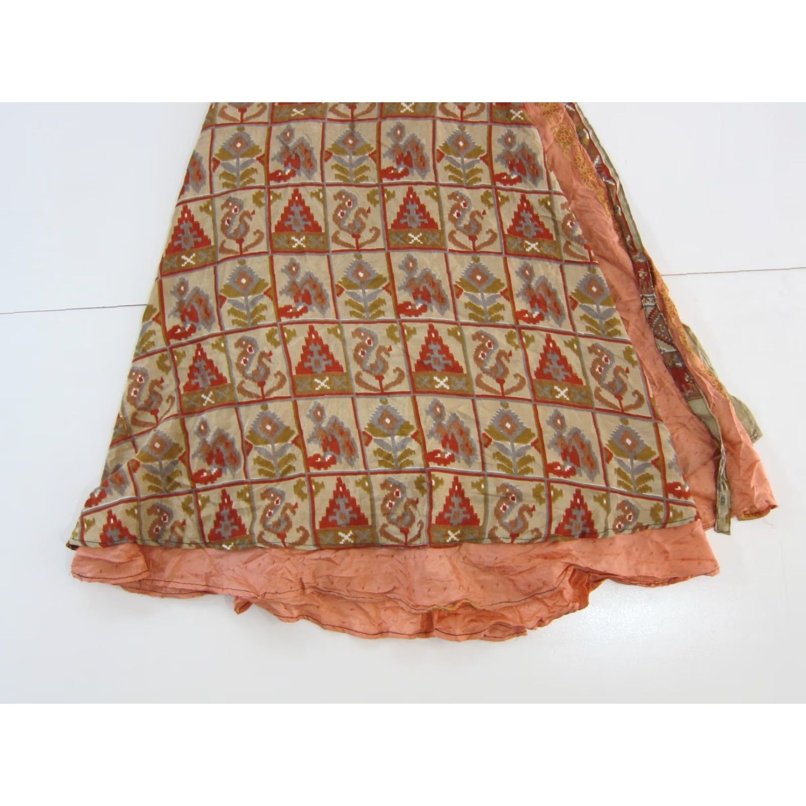 Pinko VINTAGE India Silk Pink Floral Paisley Wrap Skirt OS Women Long Reversible 100% Silk Size 42" / US 20 - 8 Thumbnail