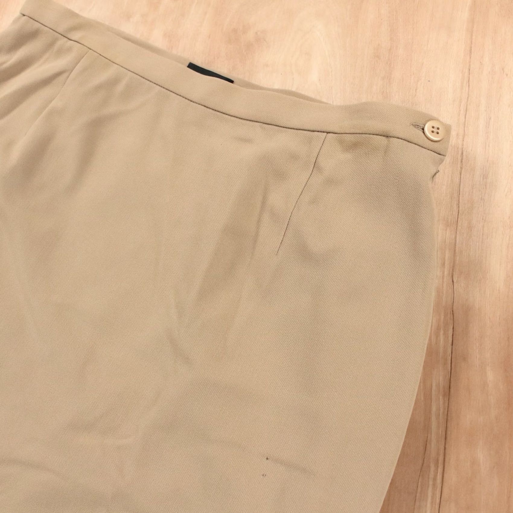 Giorgio Armani GIORGIO ARMANI pencil skirt knee length beige wool rayon lined italy sz 46 Size 32" / US 10 / IT 46 - 2 Thumbnail