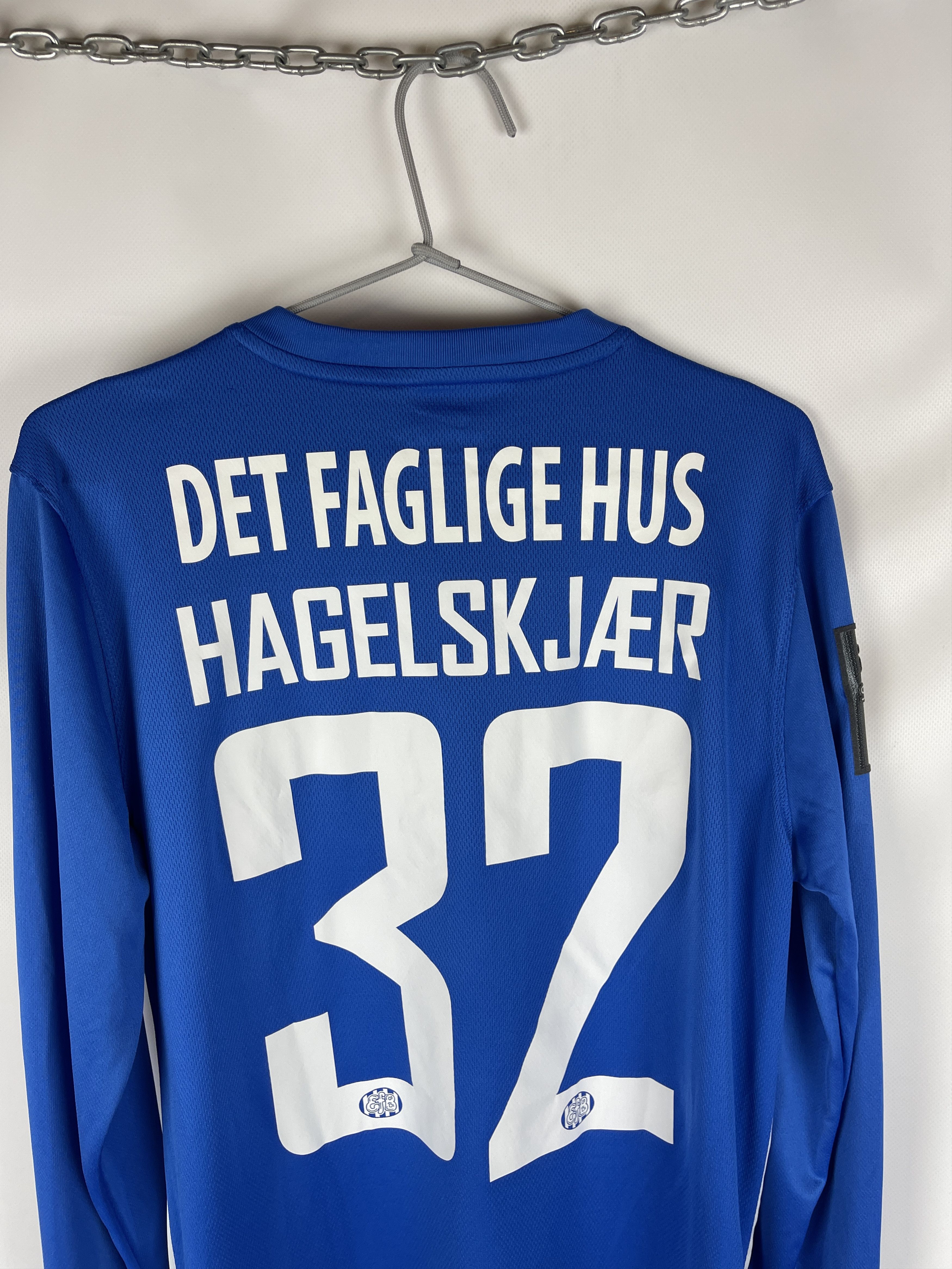 Nike Nike Esbjerg fB 2016 2017 home #32 Hagelskjaer soccer jersey Size US M / EU 48-50 / 2 - 11 Thumbnail