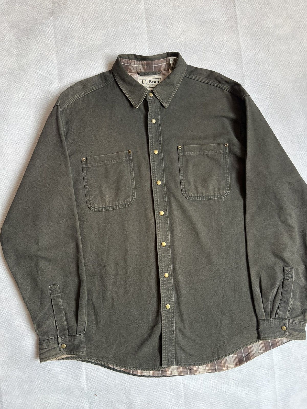 L.L. Bean Vintage L.L. Bean Sun Faded Flannel Lined Button Up Shirt Size US XL / EU 56 / 4 - 3 Thumbnail