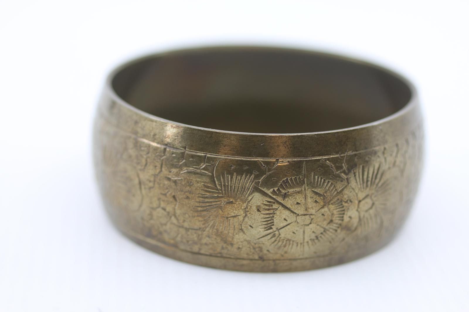 The Unbranded Brand Vintage Brass-Tone Etched Bangle Bracelet – Wide Metal Cuff Size ONE SIZE - 7 Thumbnail