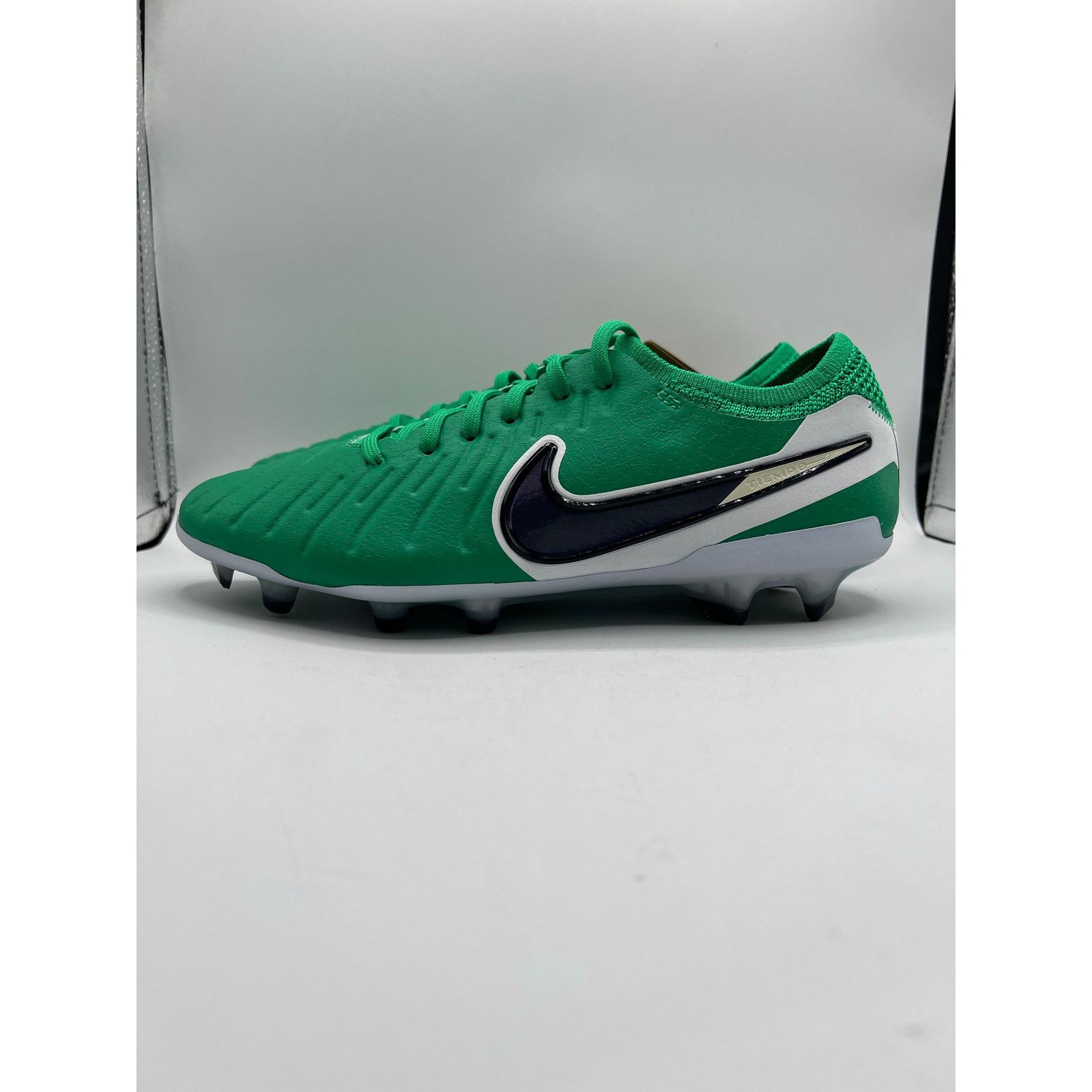 Nike Nike Tiempo Legend 10 Elite FG “Stadium Green” size 6 men’s Size US 6 / EU 39 - 1 Thumbnail
