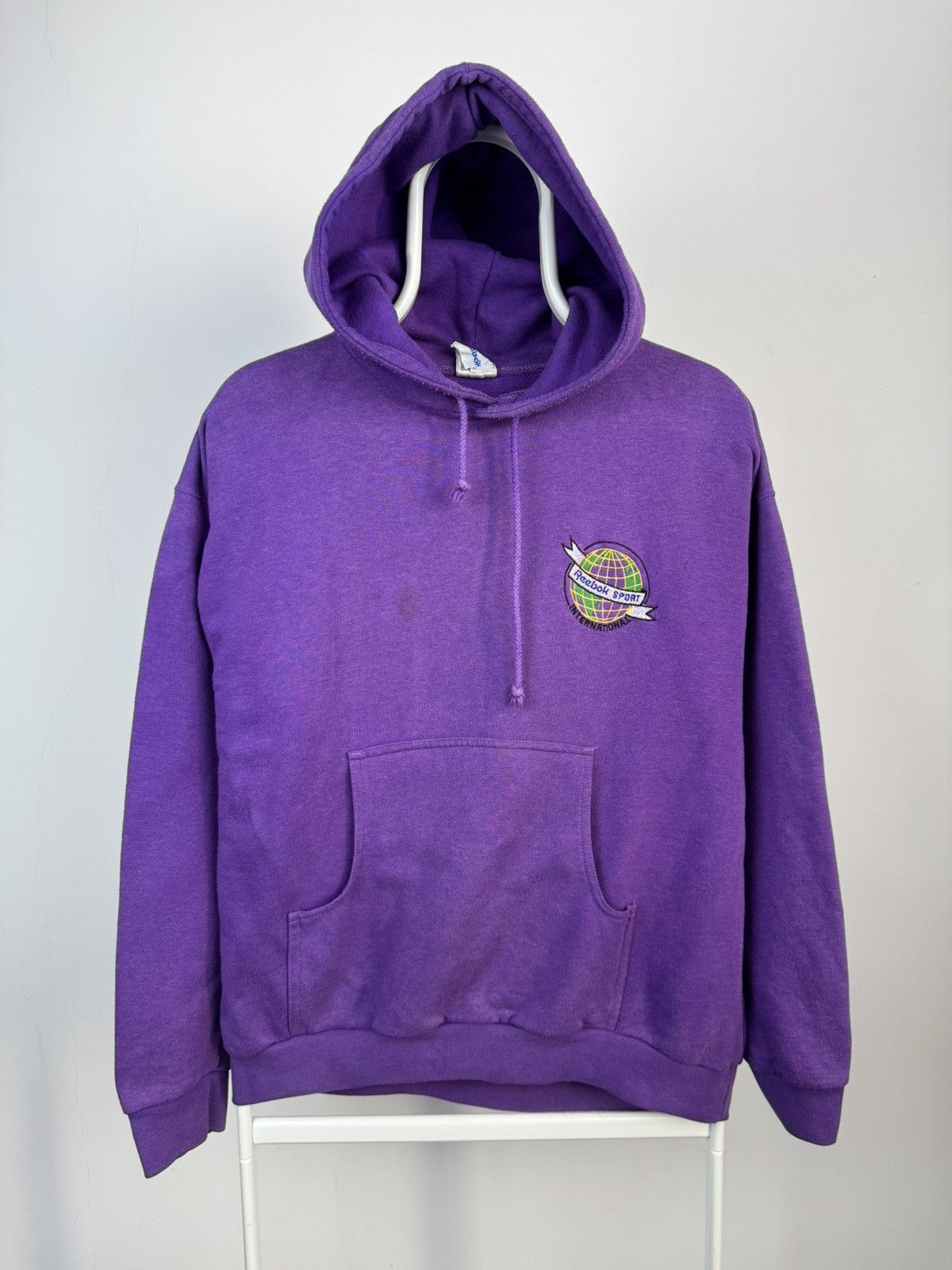Reebok Vintage Reebok Classic Cotton Hoodie Made in Portugal Size US L / EU 52-54 / 3 - 1 Thumbnail
