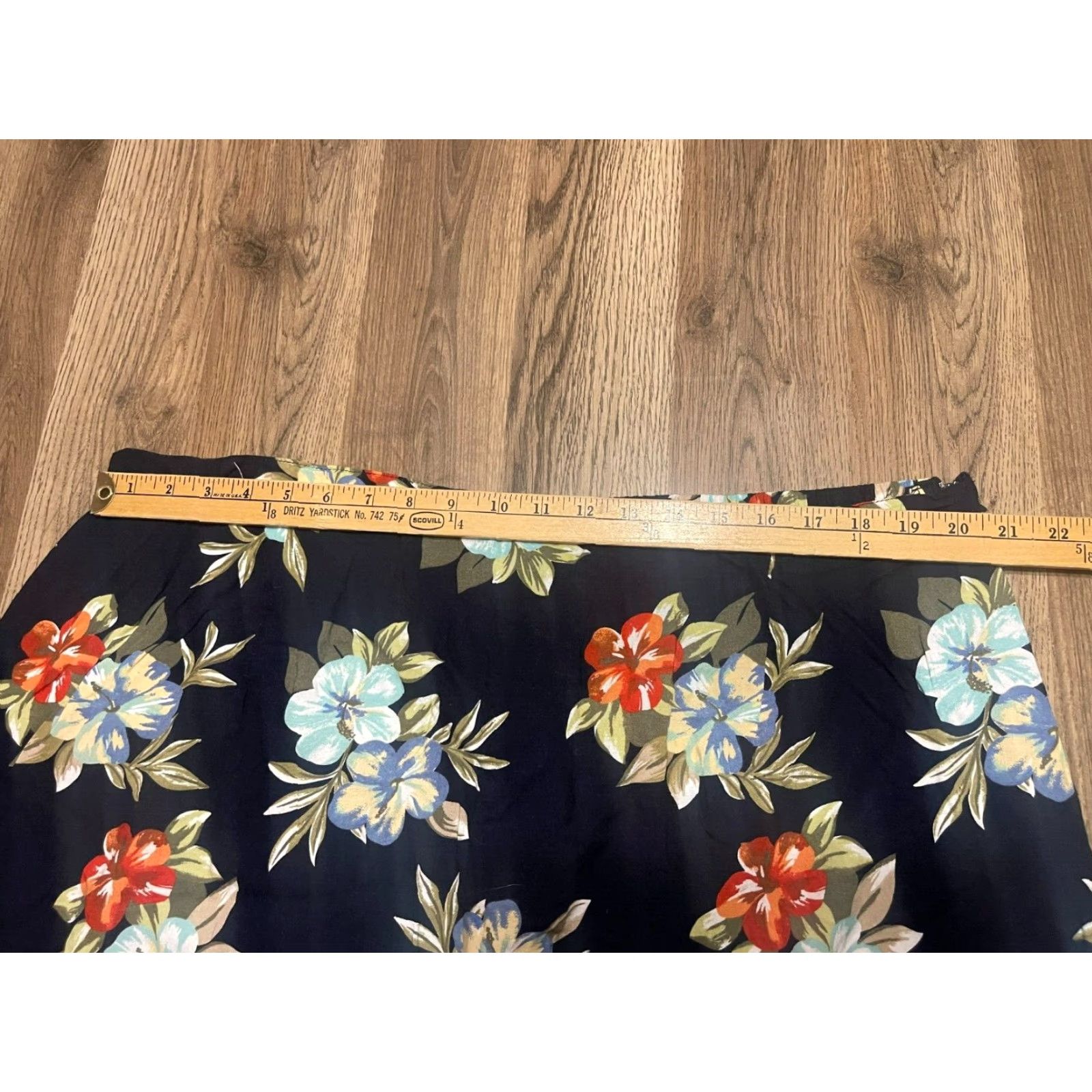 Vintage White Stag Skirt Women's 28W Floral Zip on Side Pull On Size 28" / US 6 / IT 42 - 5 Thumbnail