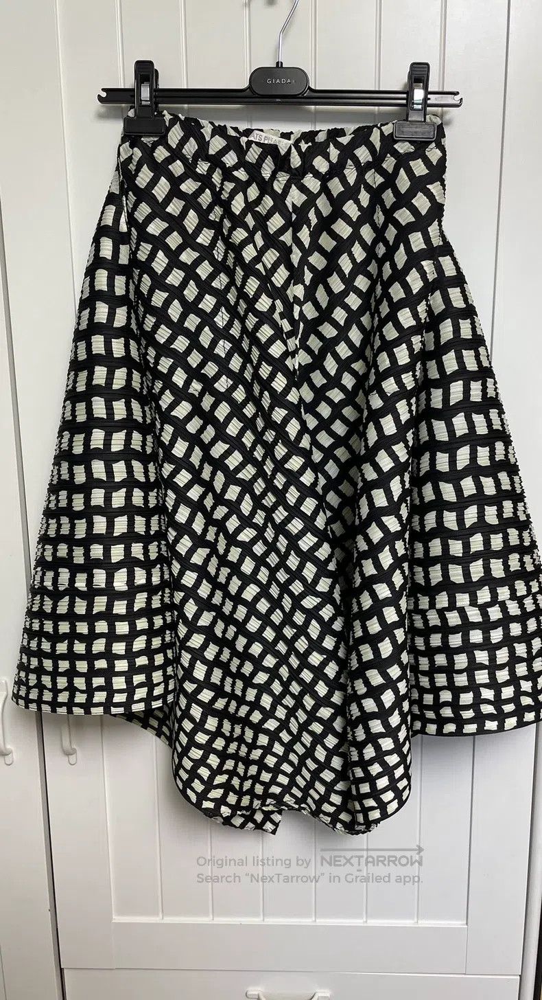 Issey Miyake Issey Miyake size:3 Black White Plaid Midi Skirt Size 22" - 6 Thumbnail