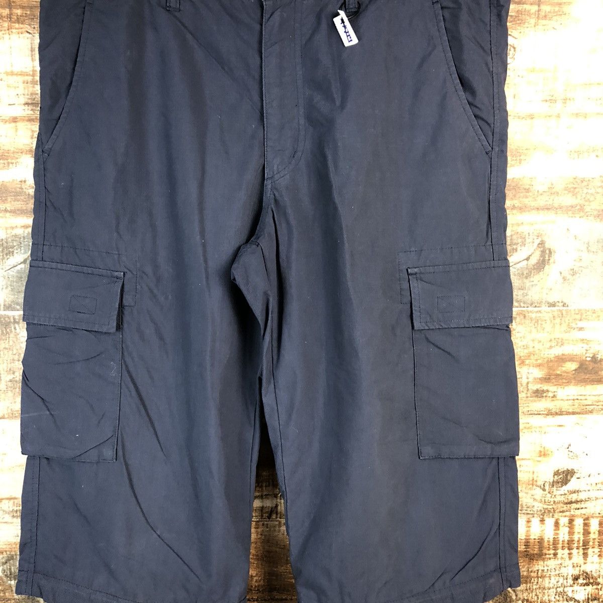 Japanese Brand Uniqlo Dark Blue multipocket Short Pants #A2379 Size US 33 - 5 Thumbnail