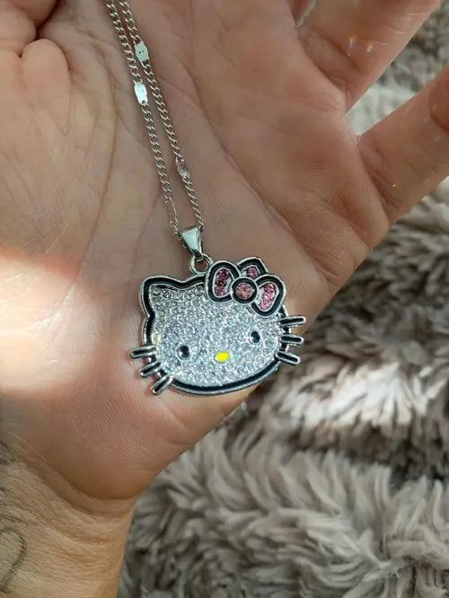 VIBE Hello Kitty Pendant Necklace Size ONE SIZE - 4 Thumbnail