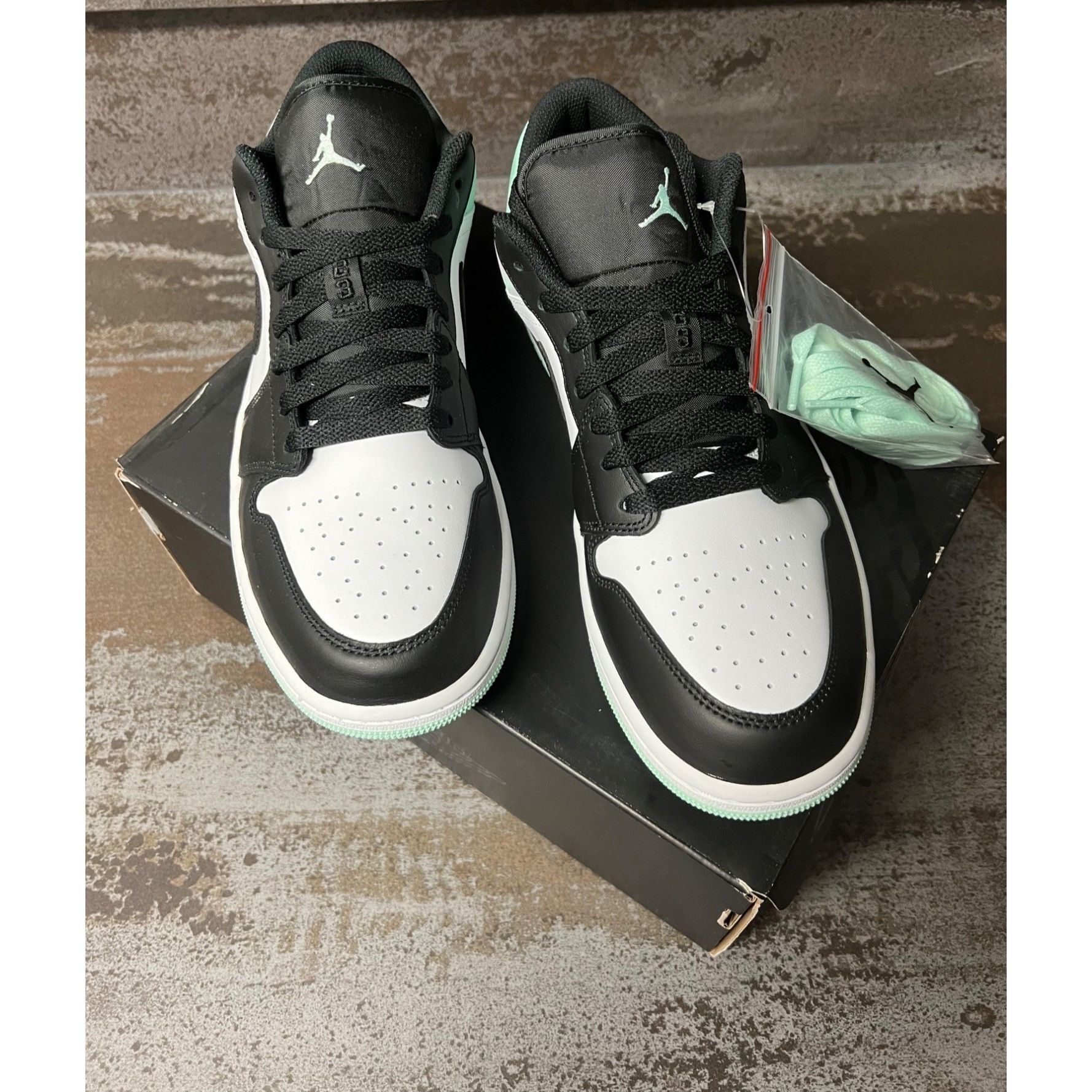 Nike Jordan 1 Low Tie- Dye Pastel Green Size 10.5- DM1199-100 Size US 10.5 / EU 43-44 - 2 Thumbnail