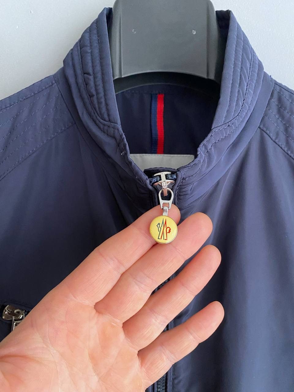 Moncler Moncler Axelle Giubbotto Women's Light Jacket, Size 1 / S Size S / US 4 / IT 40 - 4 Thumbnail