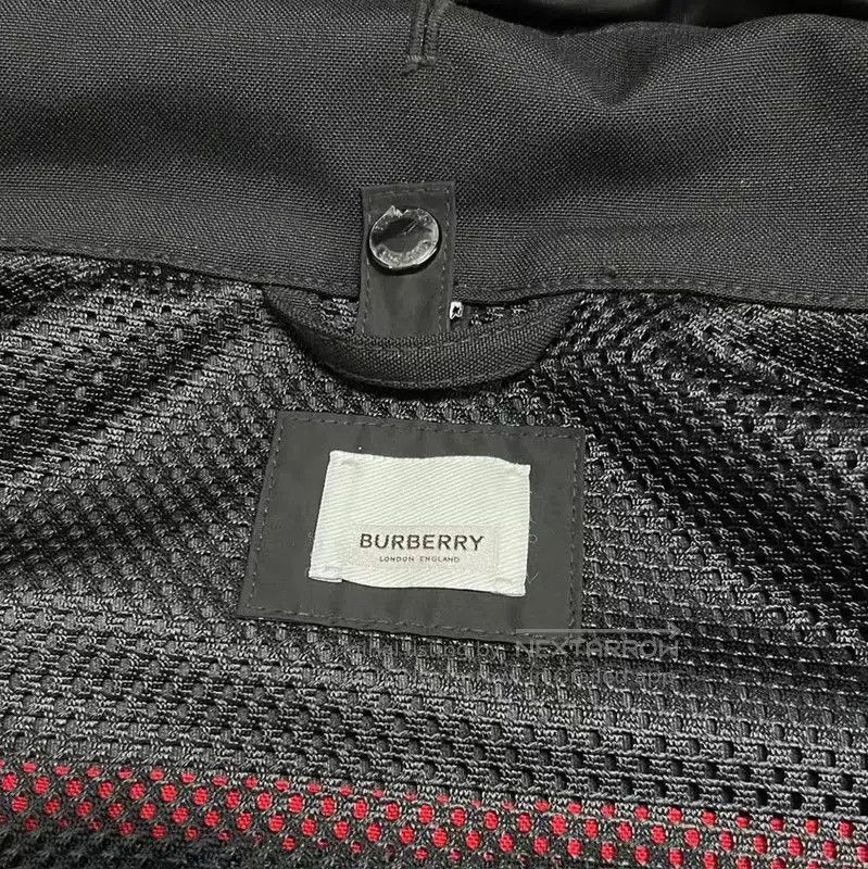Burberry Burberry Red Cotton Logo Long Sleeve Coat. Size US S / EU 44-46 / 1 - 6 Thumbnail
