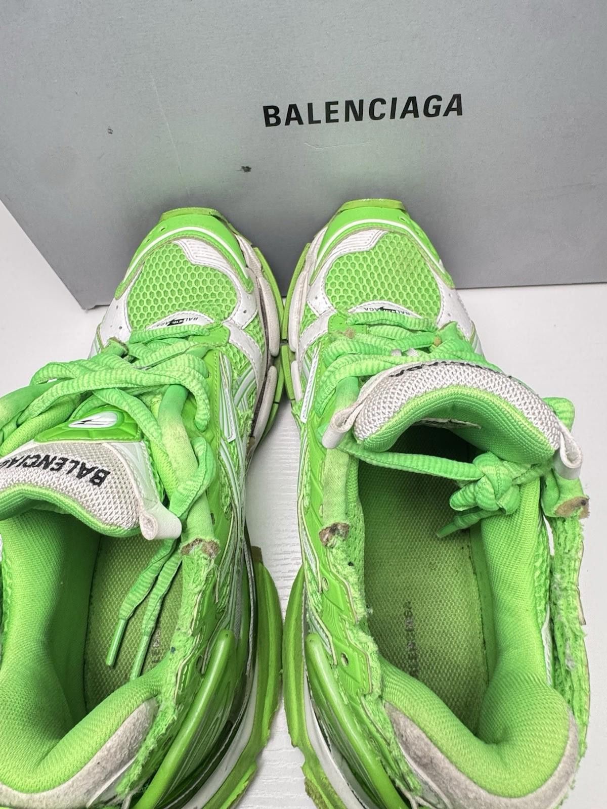 Balenciaga Balenciaga Runner Neon Green SZ 42/US 9 – Distressed Used Size US 9 / EU 42 - 5 Thumbnail