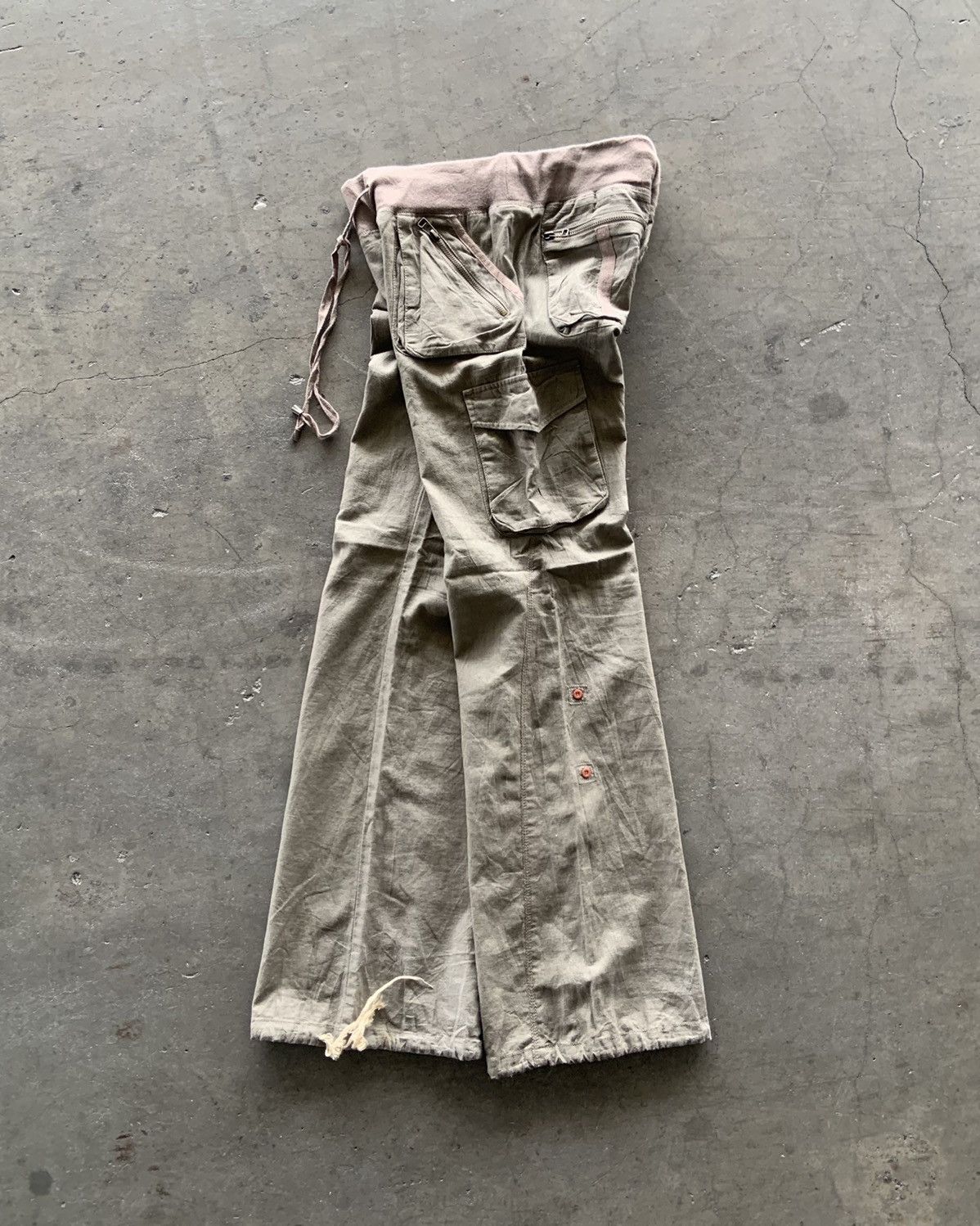 If Six Was Nine Rare G.O.A Cargo 3D Pocket Flared Pants Size Free Size US 33 - 8 Thumbnail