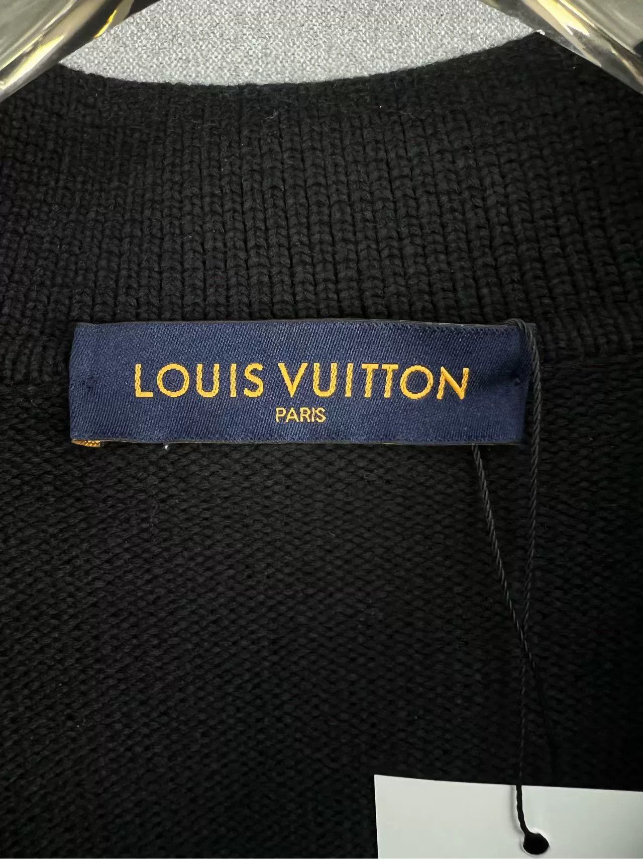 Louis Vuitton louis vuitton nba knitted cardigan sweater Size US M / EU 48-50 / 2 - 3 Thumbnail