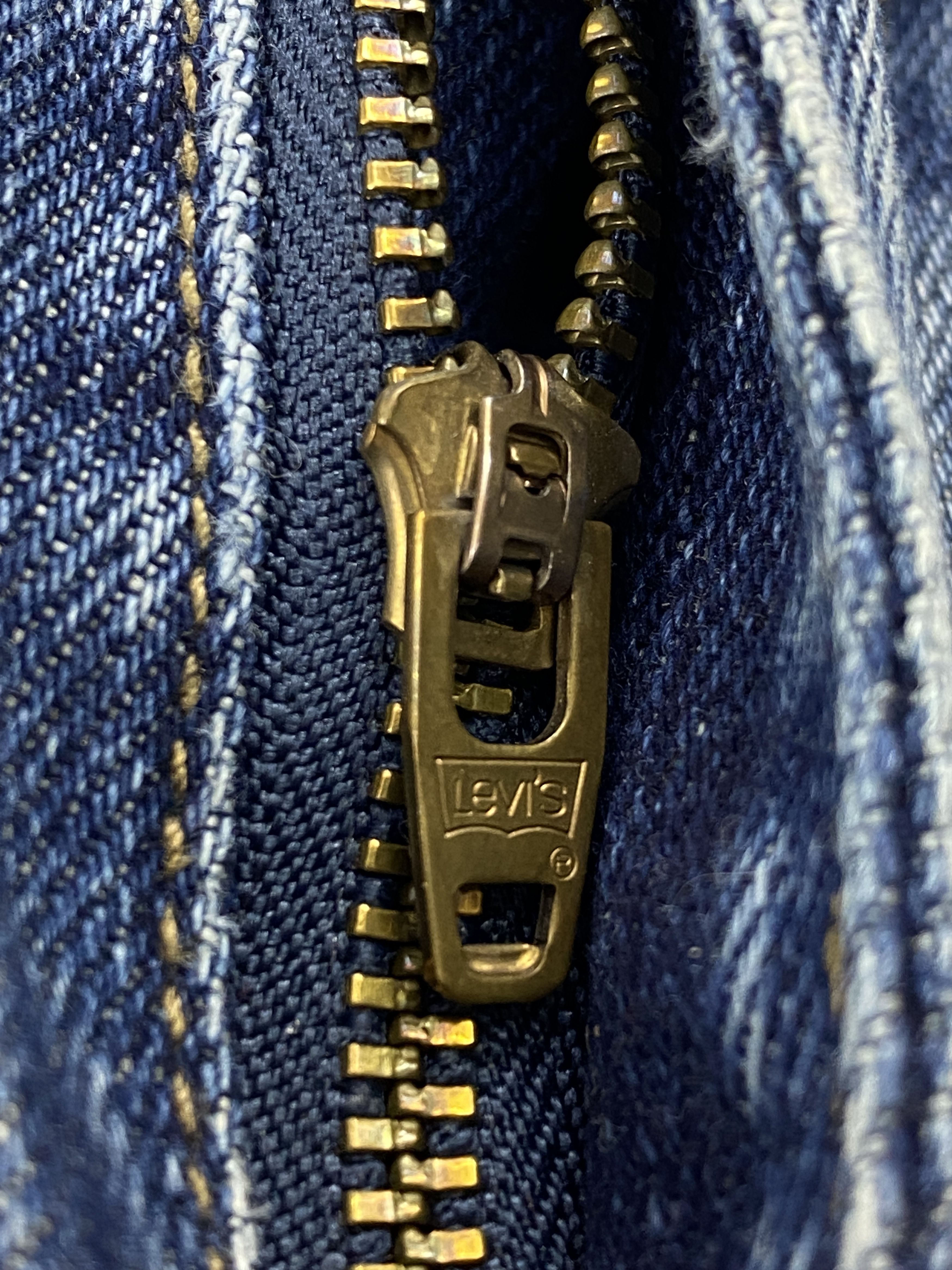 Levi's Vintage Levis 505 Regular Fit Blue Denim DP2332 Size US 28 / EU 44 - 14 Thumbnail