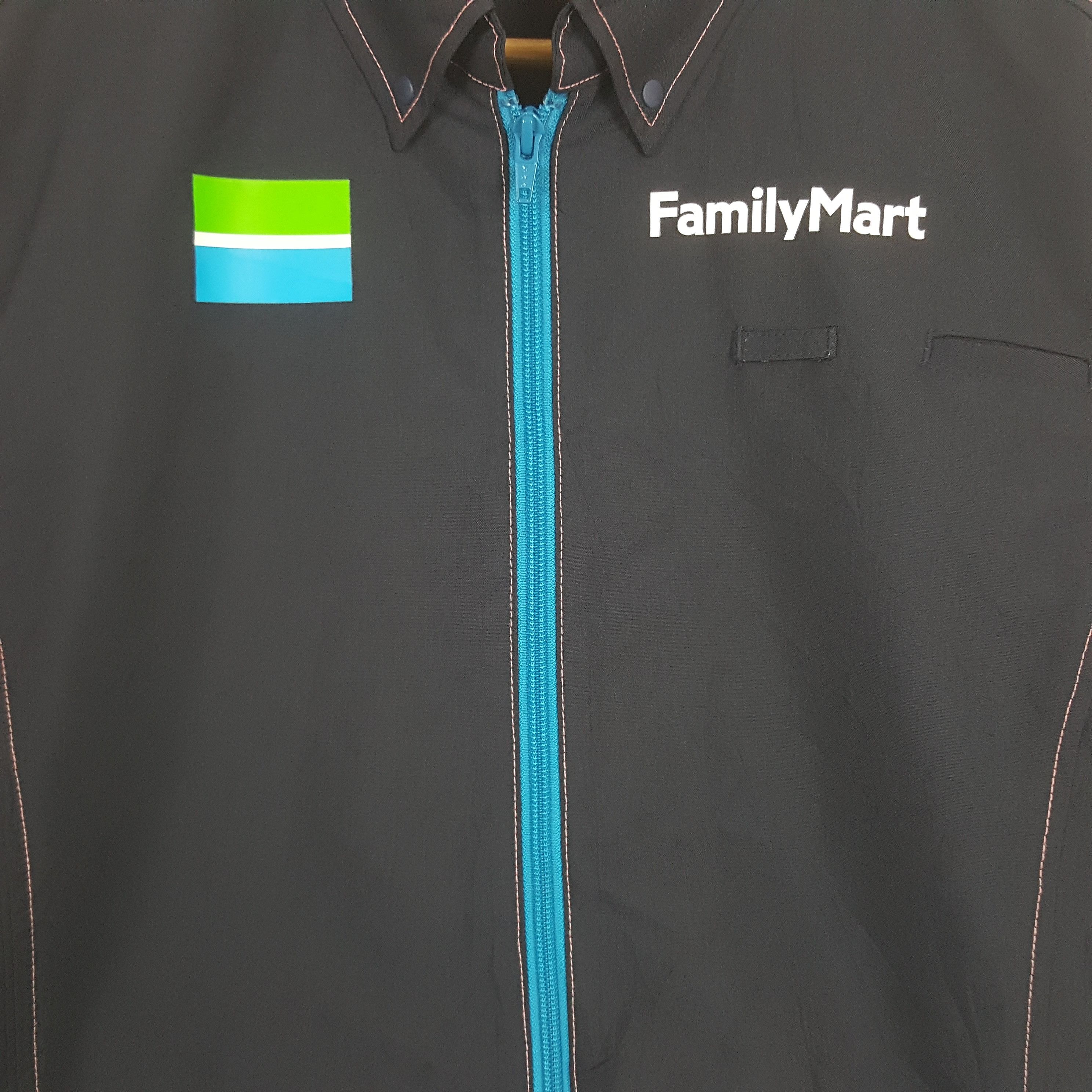 Japanese Brand × Vintage Vintage Family Mart Japanese Brand Uniform Jacket Size US M / EU 48-50 / 2 - 4 Thumbnail