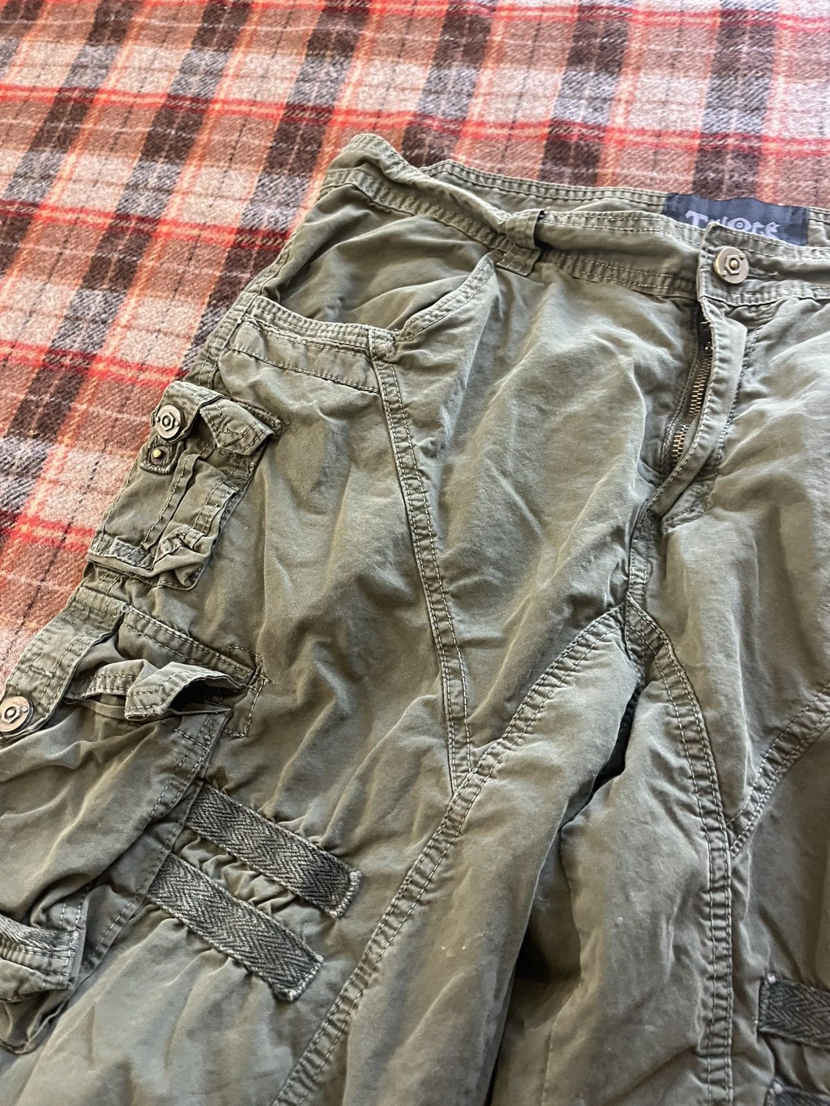 Waste(twice) Y2K 2000’s Twoce Multipocet Military Grunge Wear shorts 36 Size US 36 / EU 52 - 4 Thumbnail